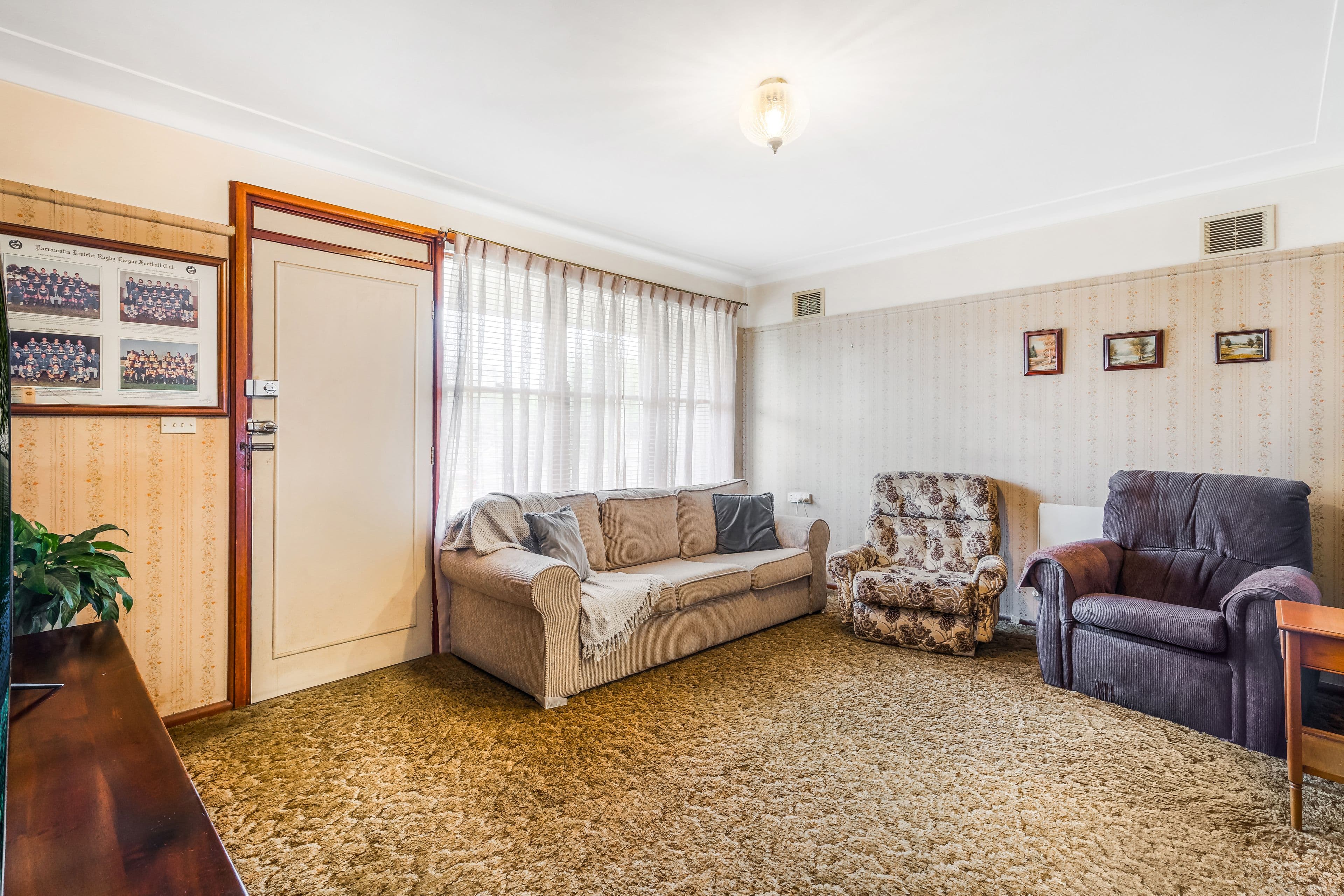 16 Fromelles Court, Regents Park QLD 4118, Regents Park - Thumbnail 3
