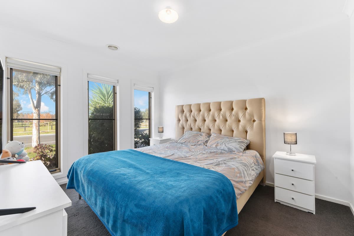 19 Marrone Boulevard, Cranbourne East VIC 3977, Cranbourne East - Thumbnail 8