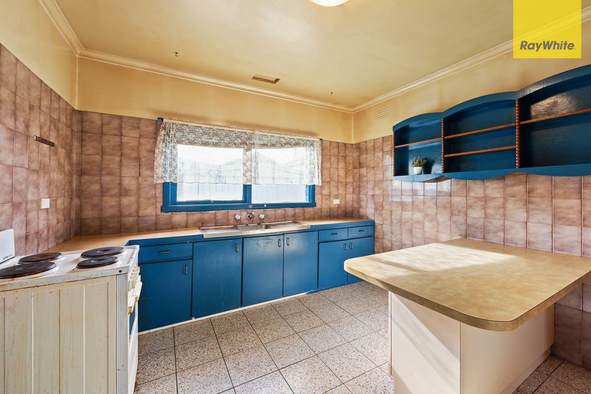 45 Manfred Avenue, St Albans VIC 3021, St Albans - Thumbnail 4