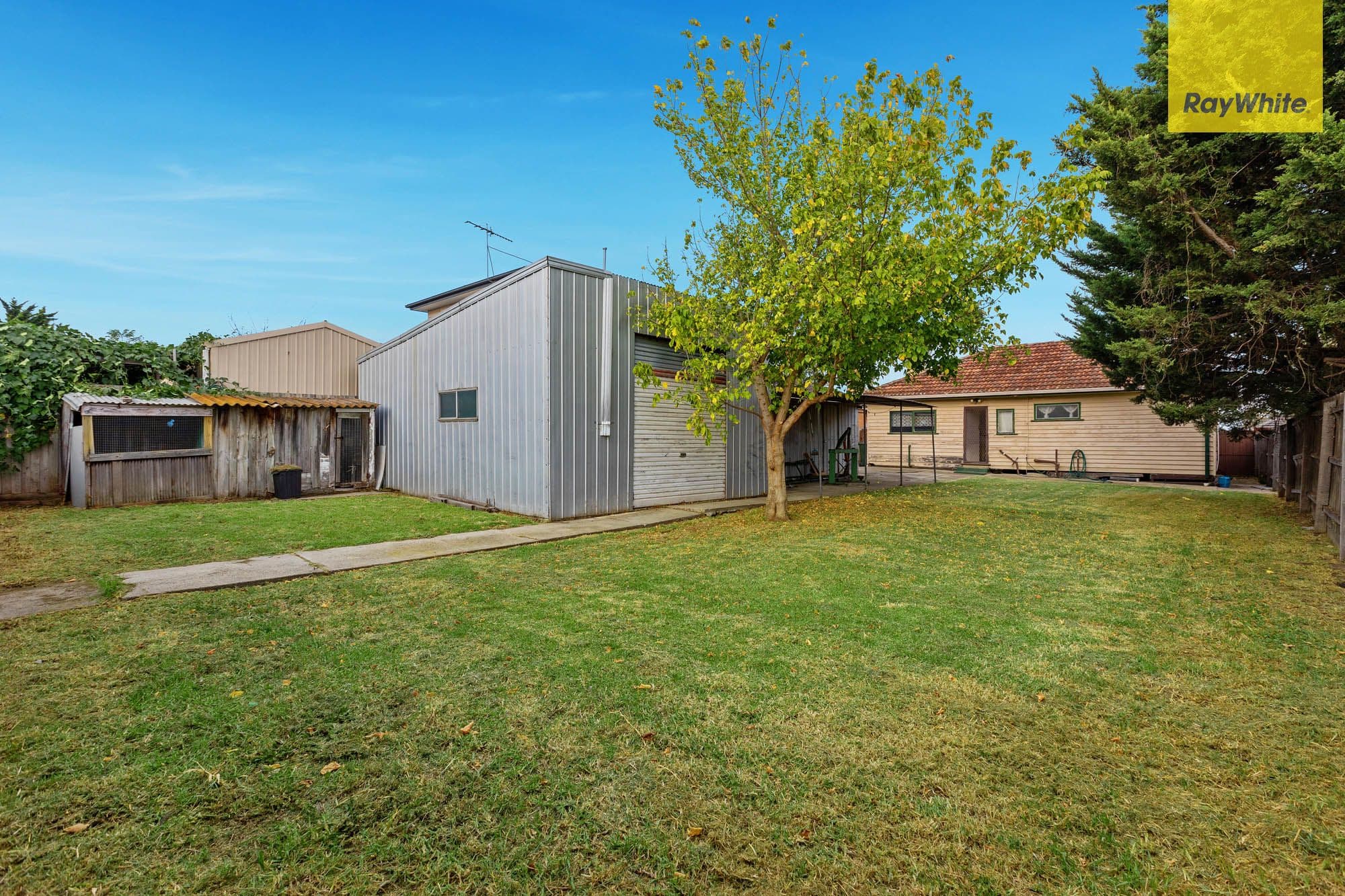 45 Manfred Avenue, St Albans VIC 3021, St Albans - Thumbnail 7