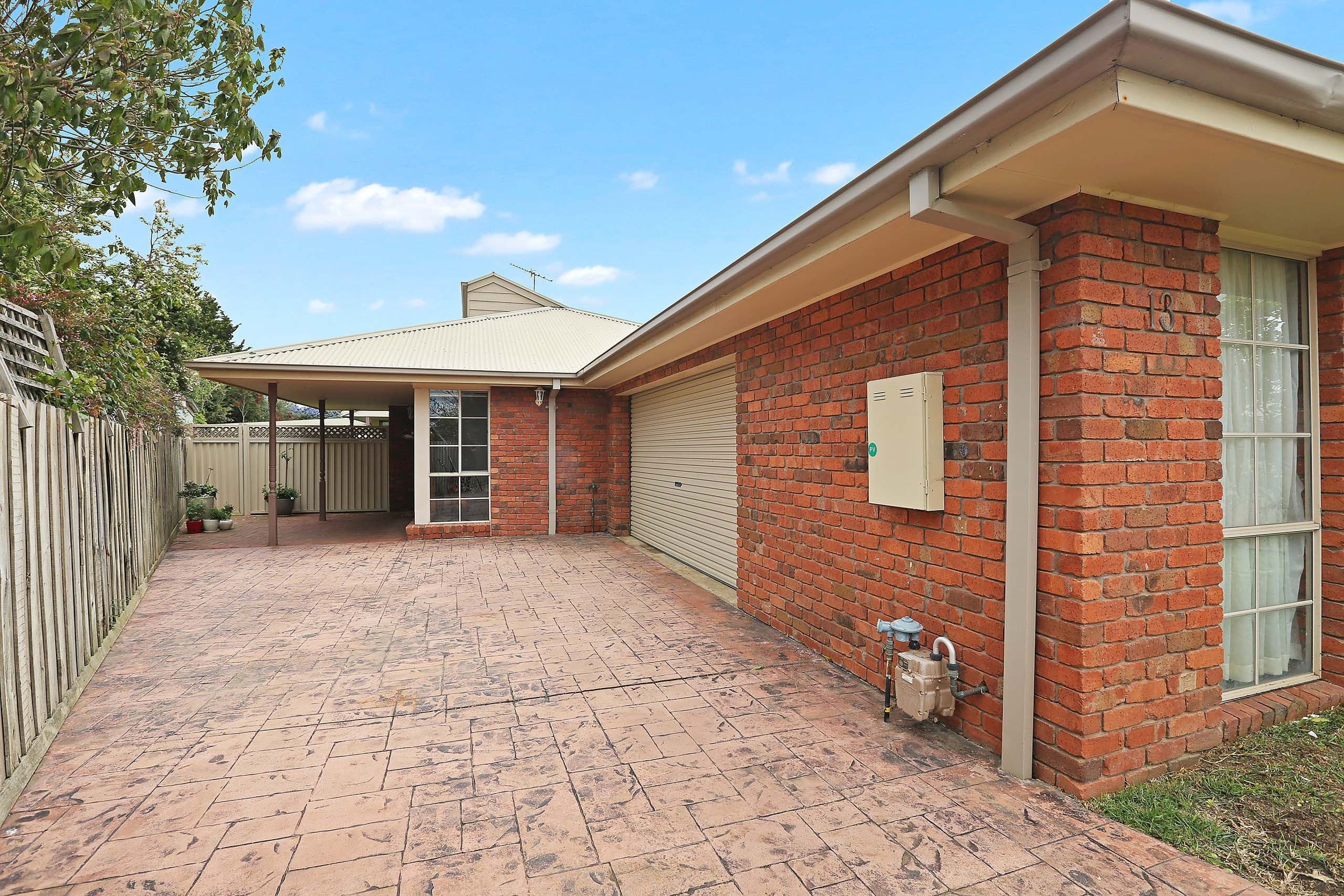 13 Andrea Court, Lara VIC 3212, Lara - Thumbnail 2