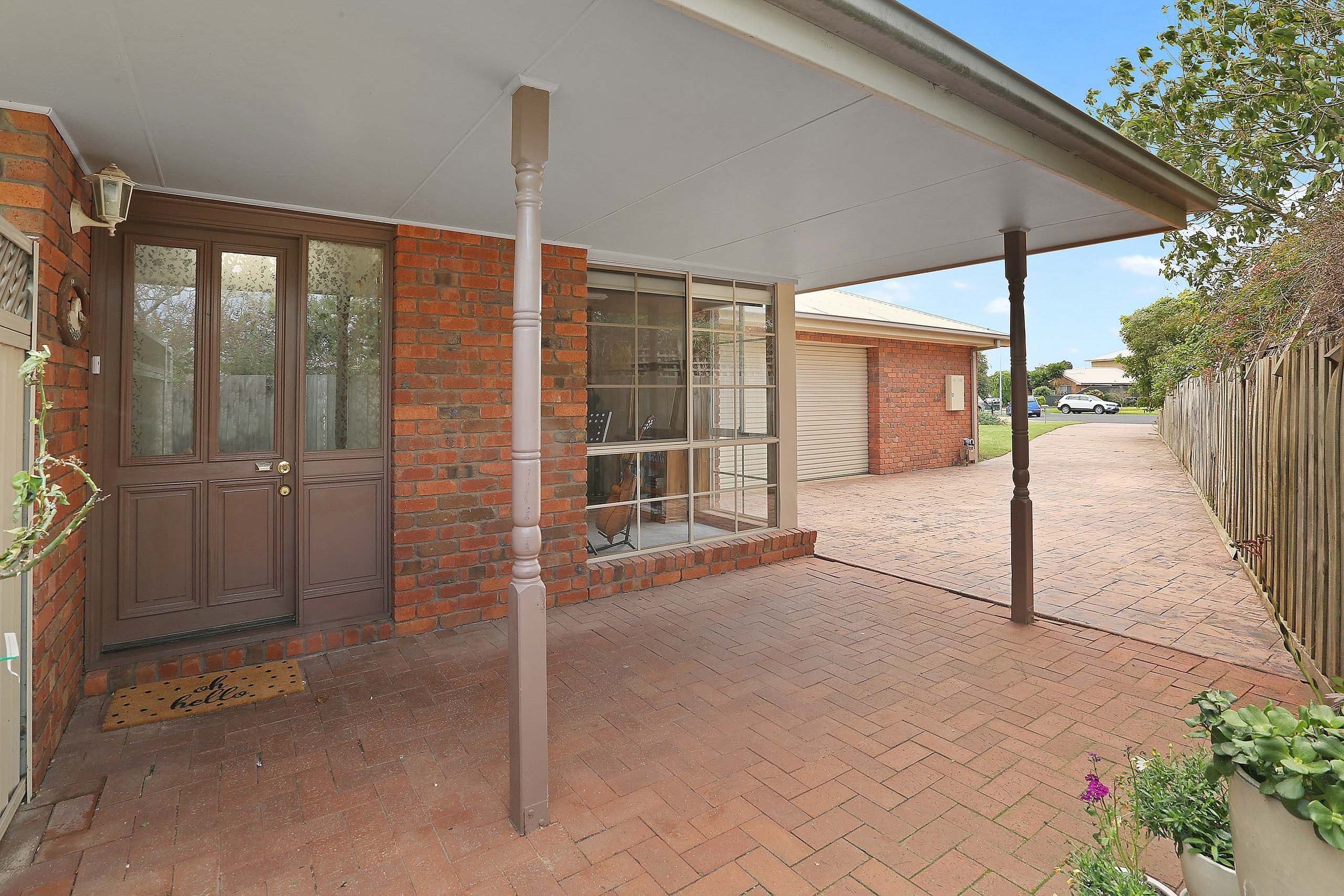 13 Andrea Court, Lara VIC 3212, Lara - Thumbnail 3
