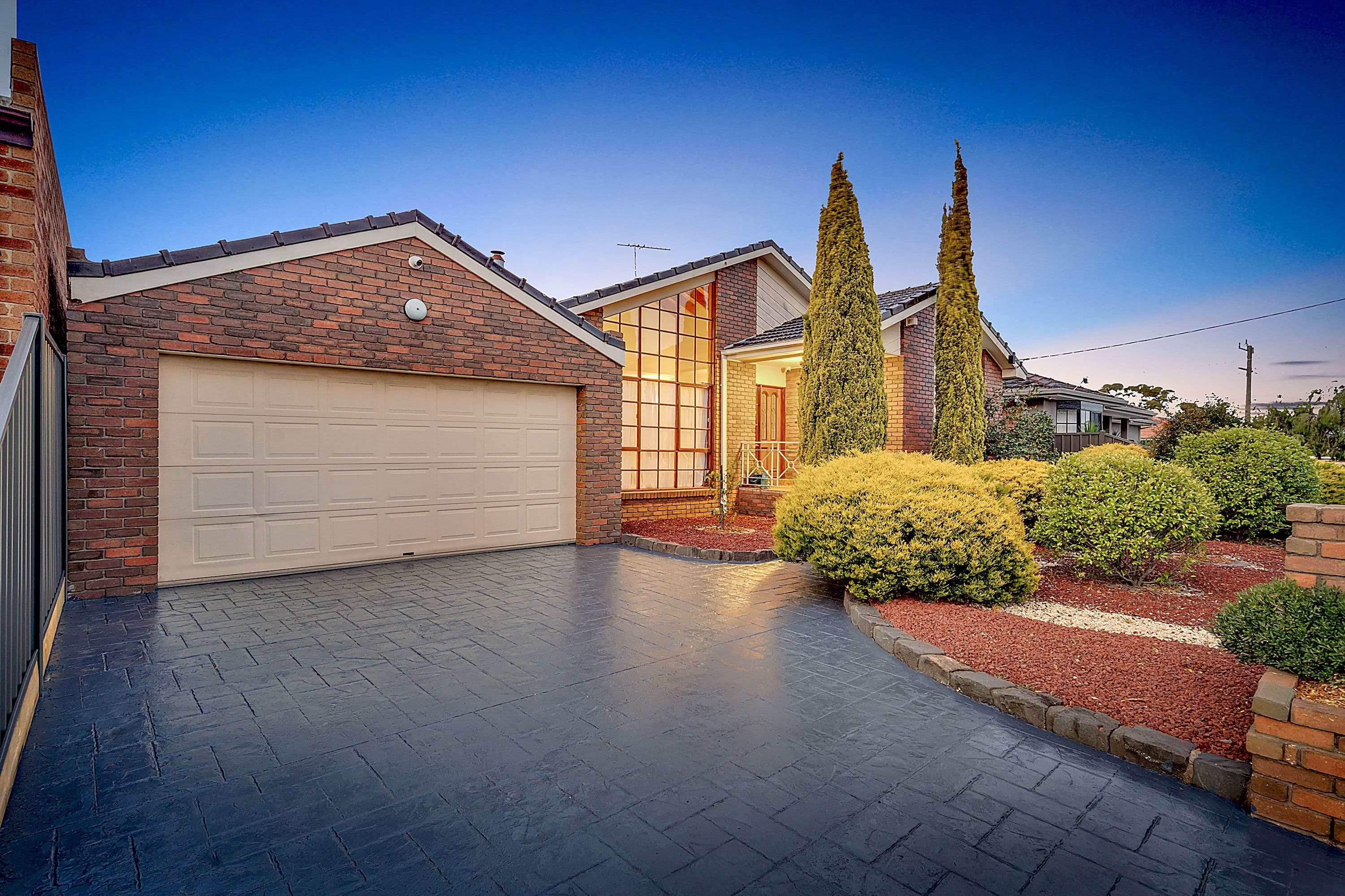 37 Amesbury Avenue, Craigieburn VIC 3064, Craigieburn - Thumbnail 2