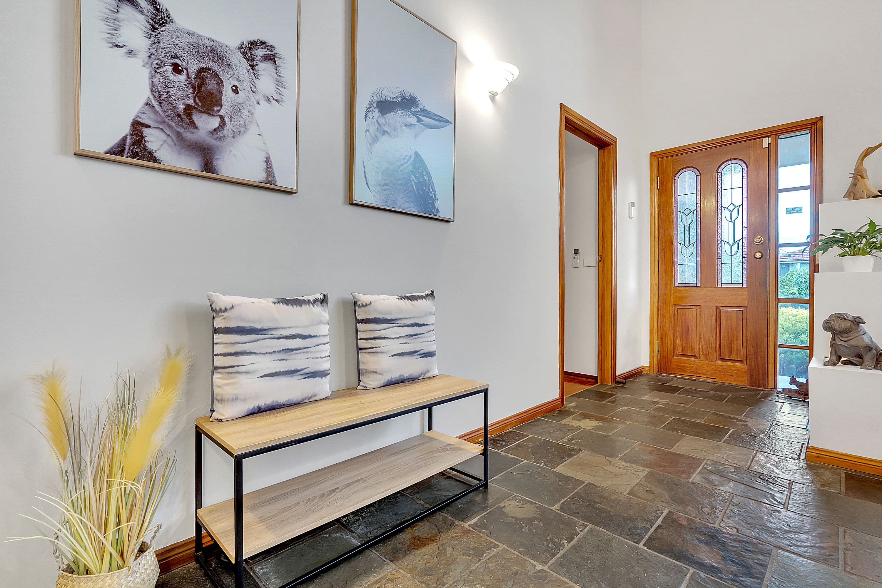 37 Amesbury Avenue, Craigieburn VIC 3064, Craigieburn - Thumbnail 3