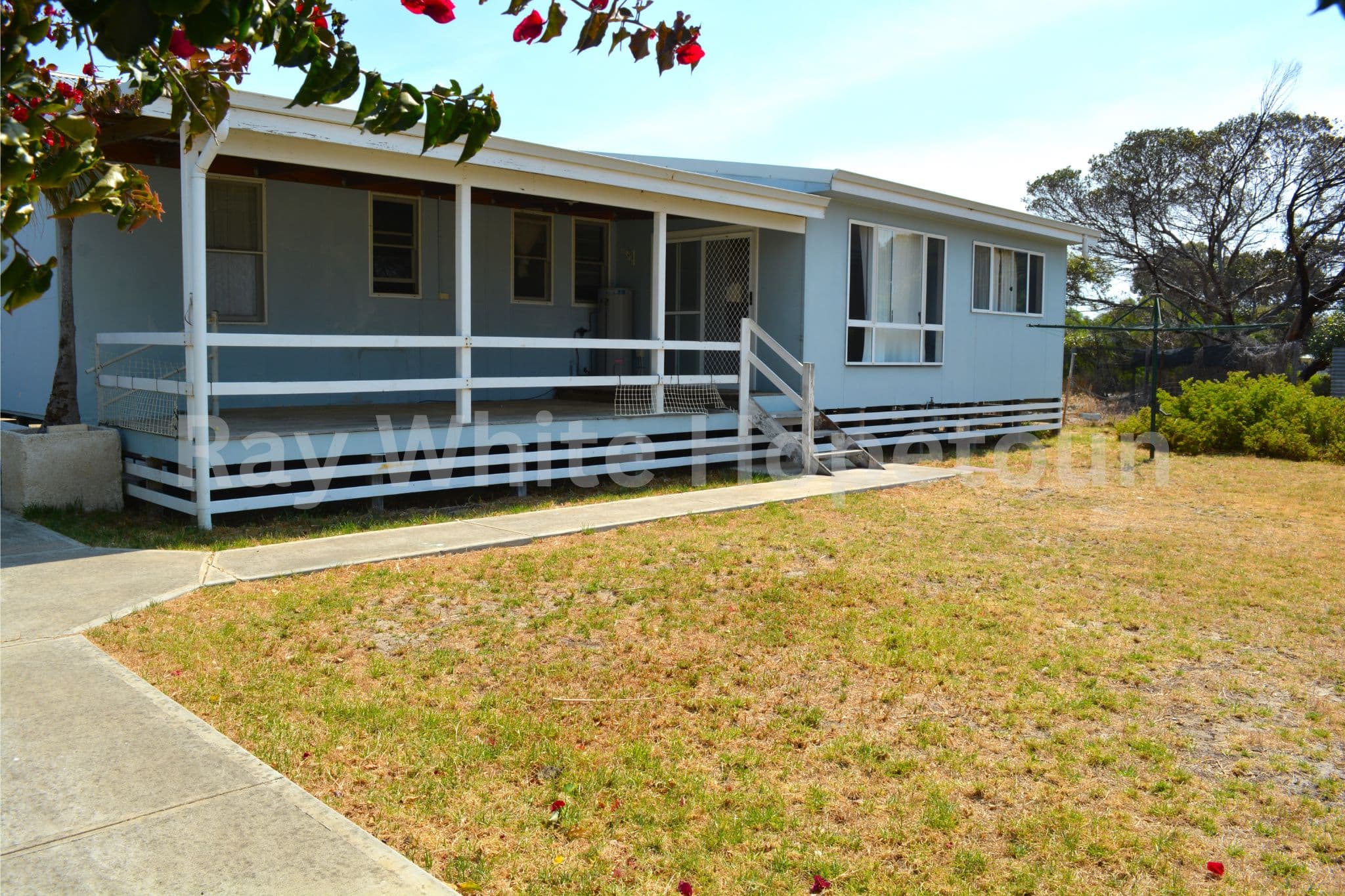 14 Cambewarra Drive, Hopetoun WA 6348, Hopetoun - Thumbnail 2