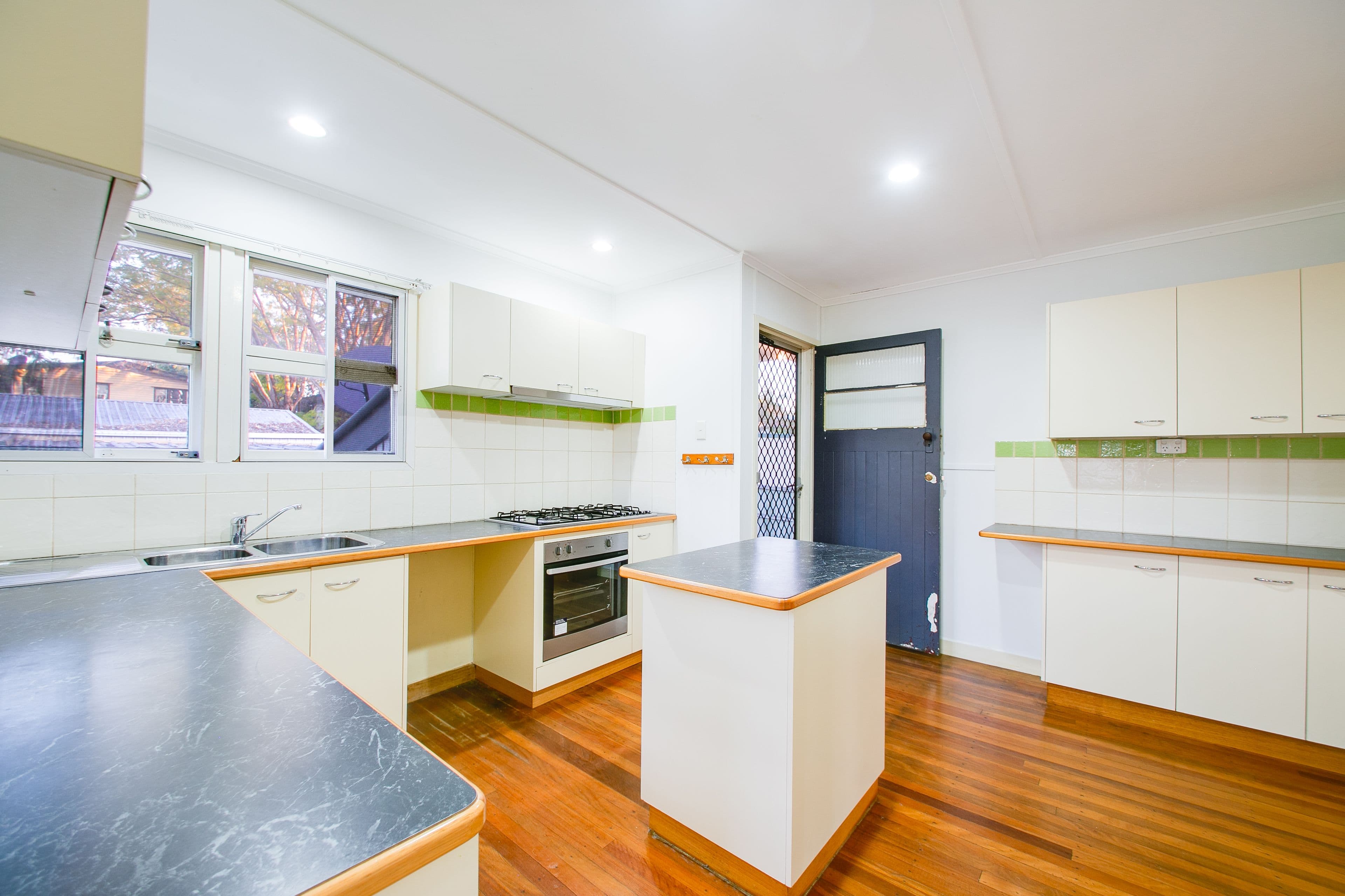 49 Avon Street, Leichhardt QLD 4305, Leichhardt - Thumbnail 6