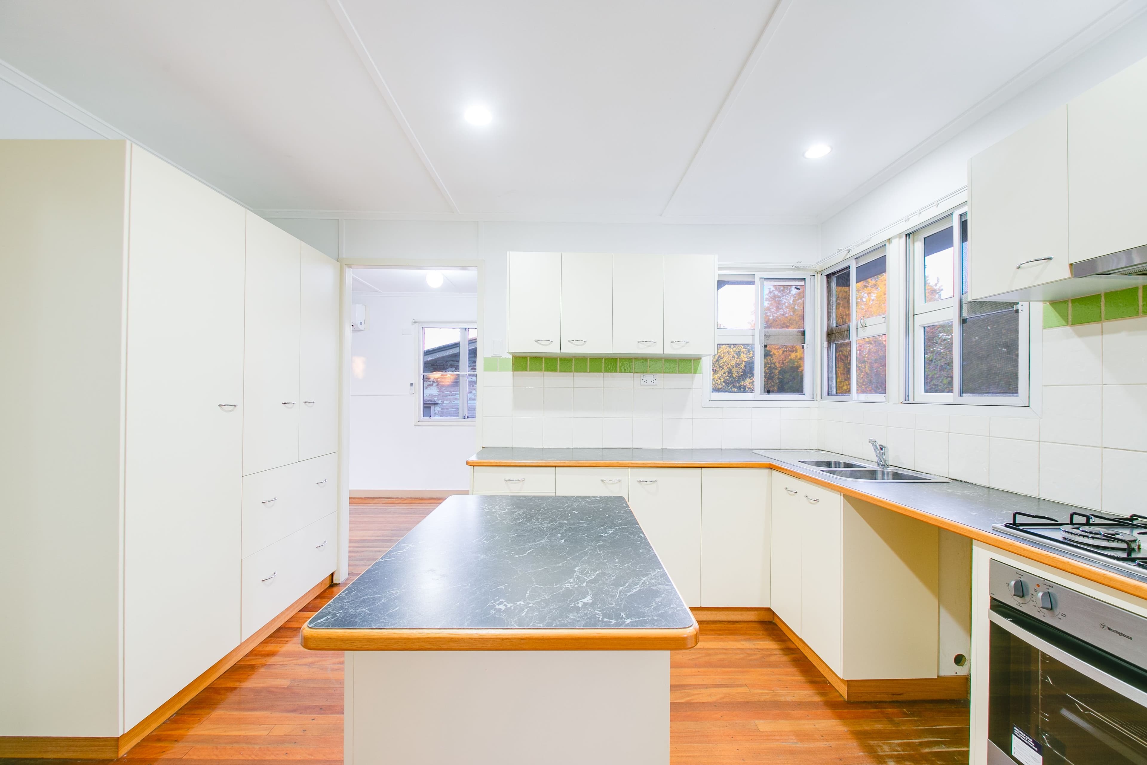 49 Avon Street, Leichhardt QLD 4305, Leichhardt - Thumbnail 7
