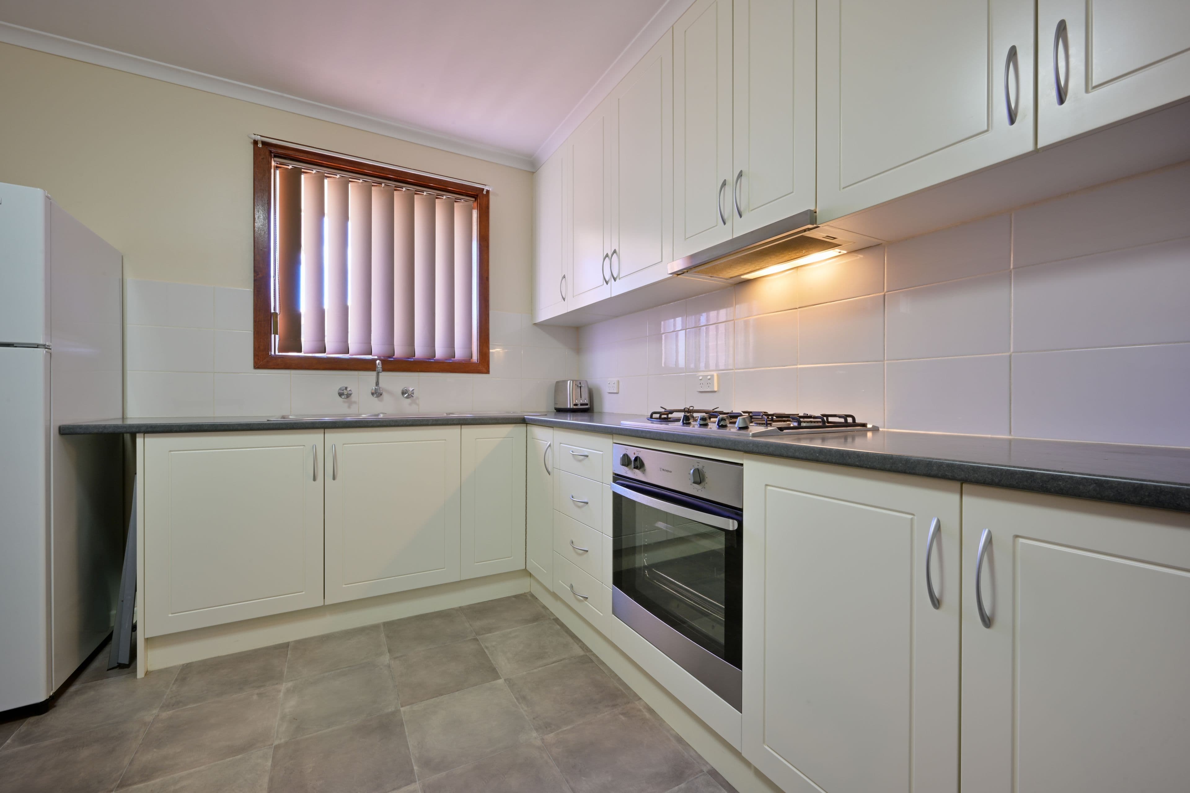 4 Yacca Street, Whyalla Stuart SA 5608, Whyalla Stuart - Thumbnail 4