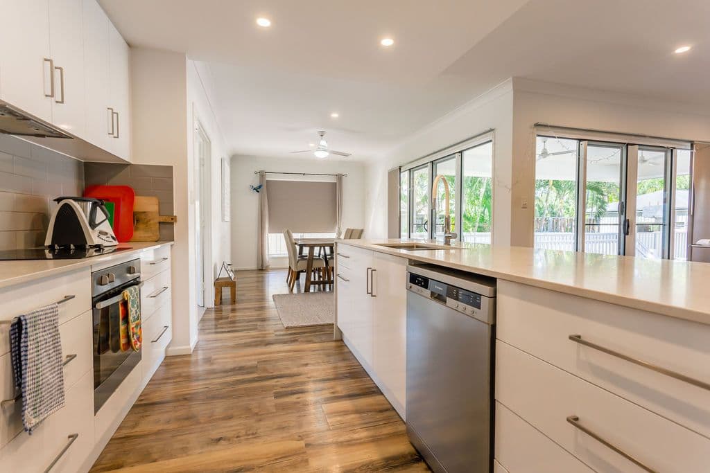29 Carrington Place, Emerald QLD 4720, Emerald - Thumbnail 4
