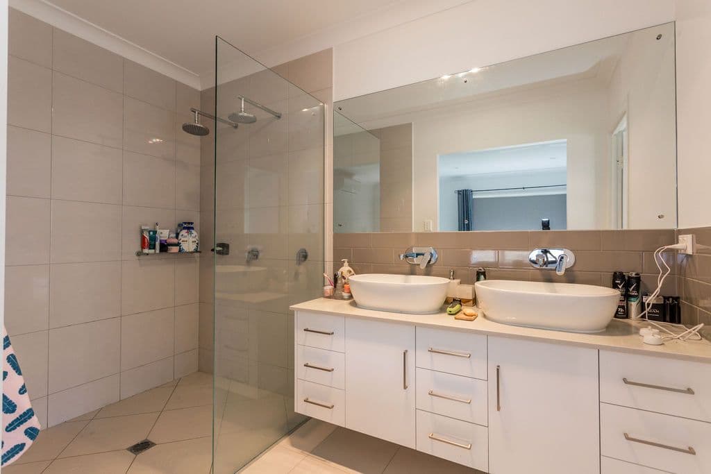 29 Carrington Place, Emerald QLD 4720, Emerald - Thumbnail 6