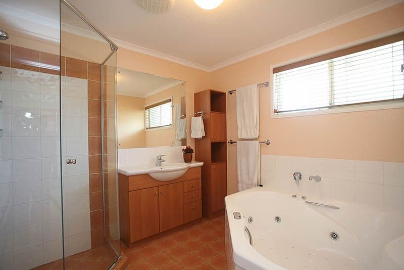 12 Eppalong Street, The Gap QLD 4061, The Gap - Thumbnail 7