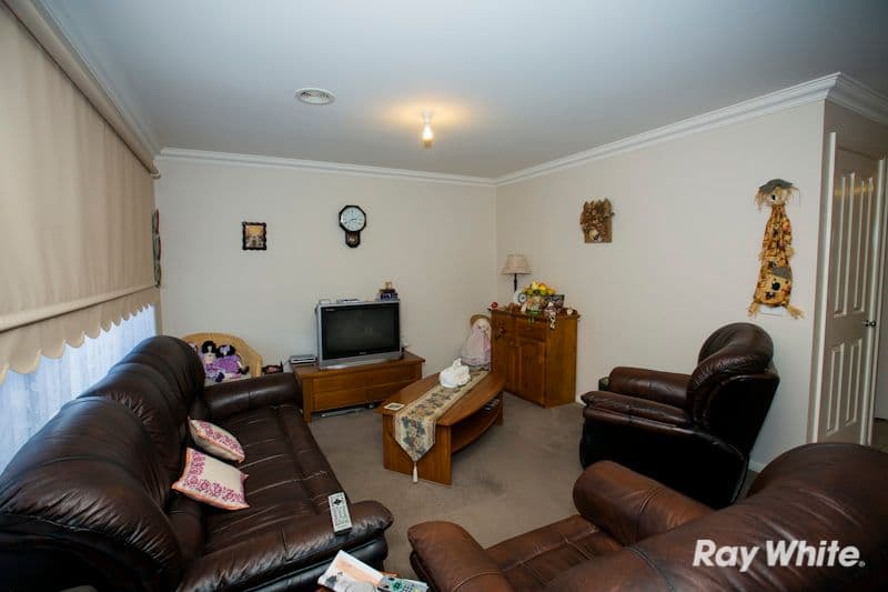 15-16 Henty Street, PAKENHAM VIC 3810, Pakenham - Thumbnail 4