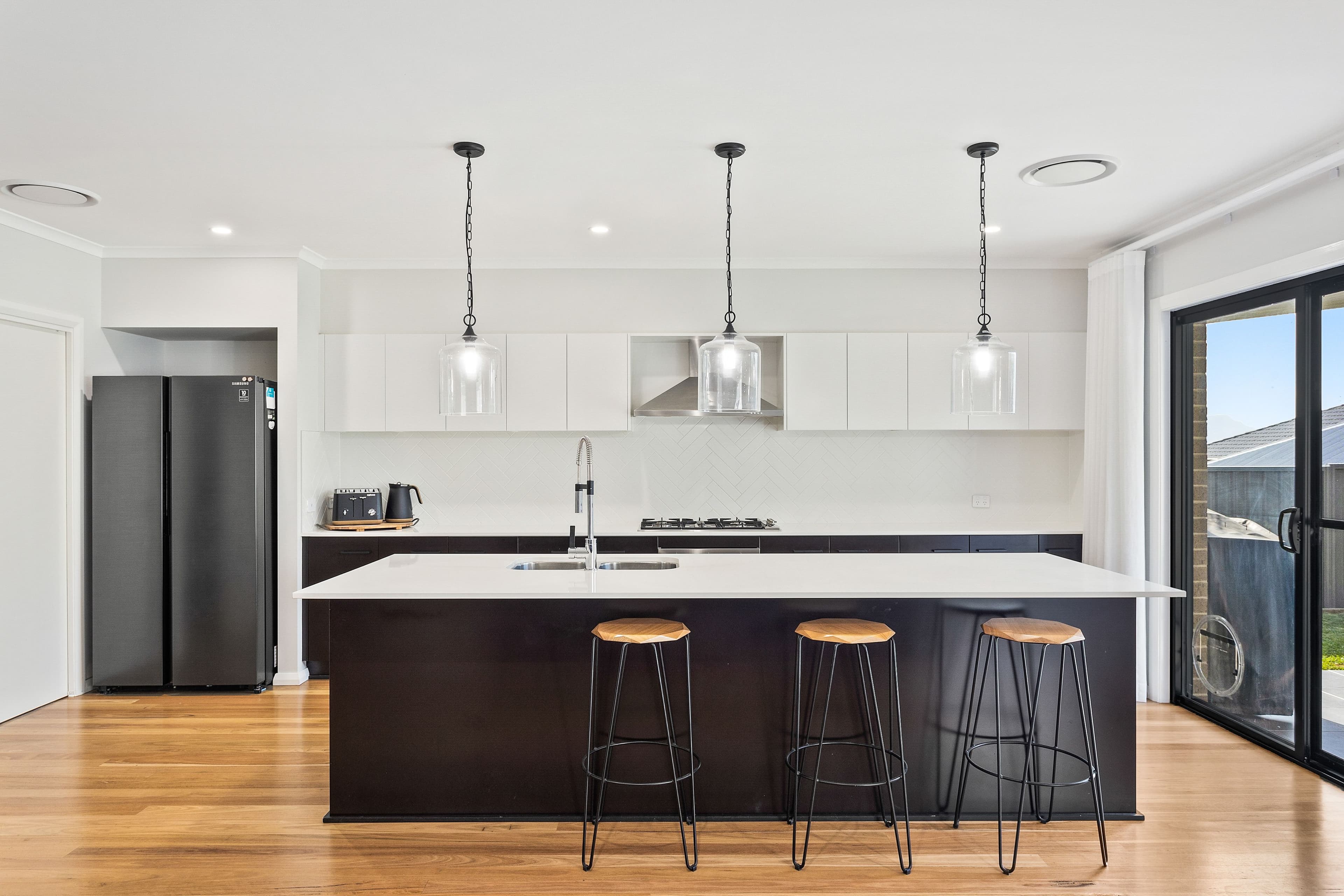 6 Hollow Way, Calderwood NSW 2527, Calderwood - Thumbnail 2