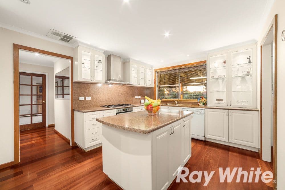 4 Westburn Grove, Scoresby VIC 3179, Scoresby - Thumbnail 3