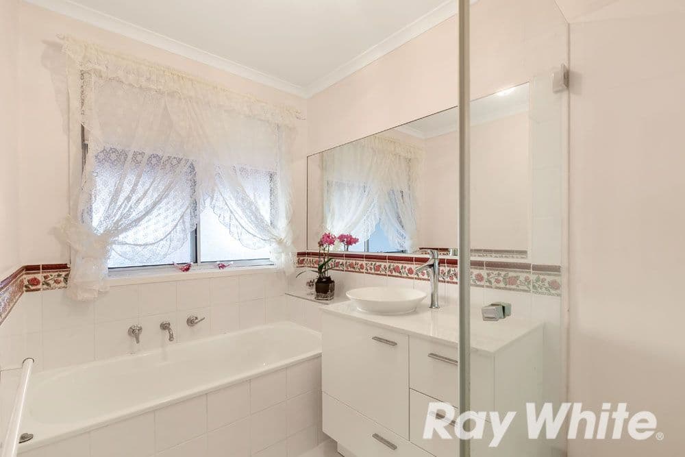 4 Westburn Grove, Scoresby VIC 3179, Scoresby - Thumbnail 8