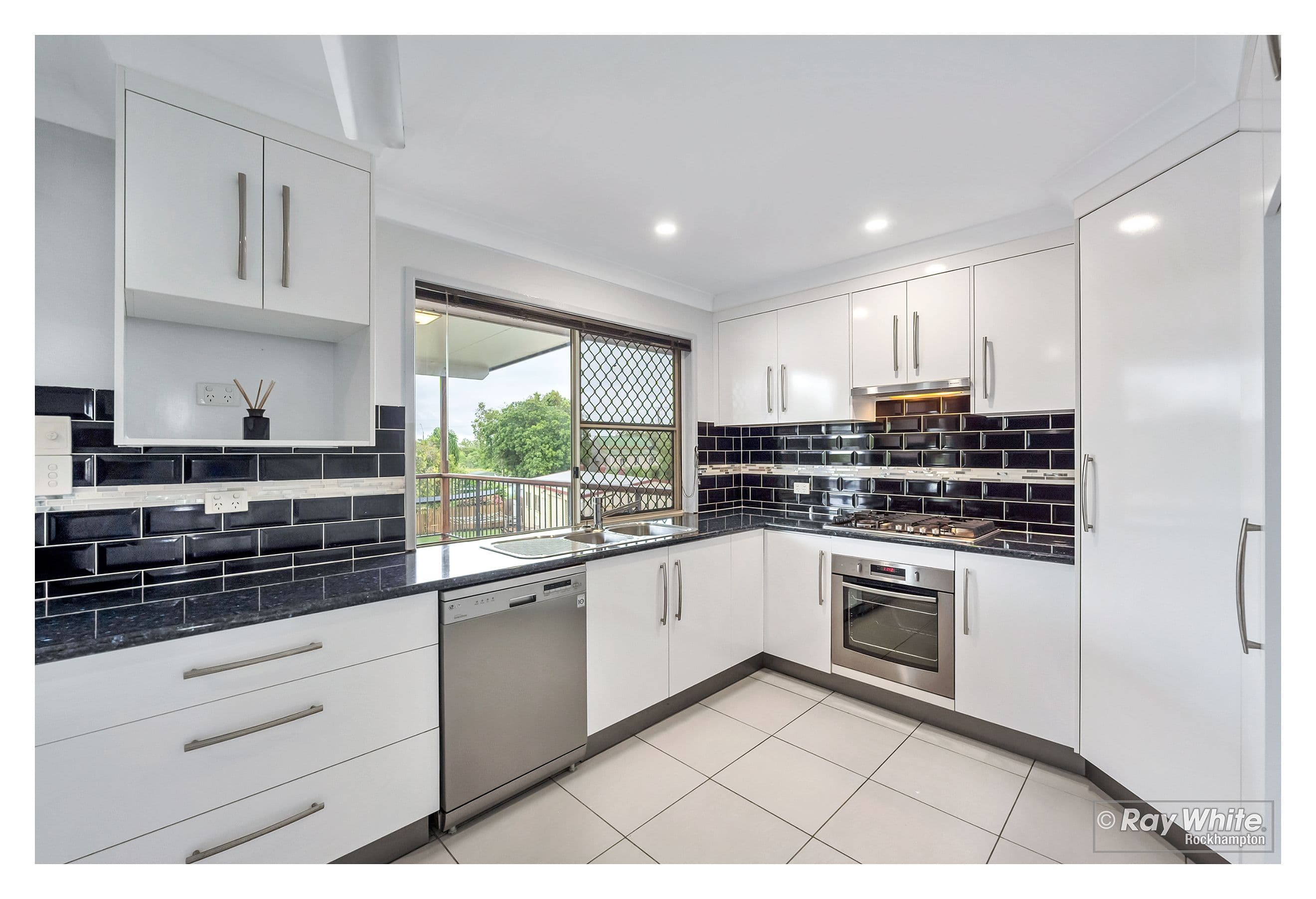1 Banksia Court, Gracemere QLD 4702, Gracemere - Thumbnail 3