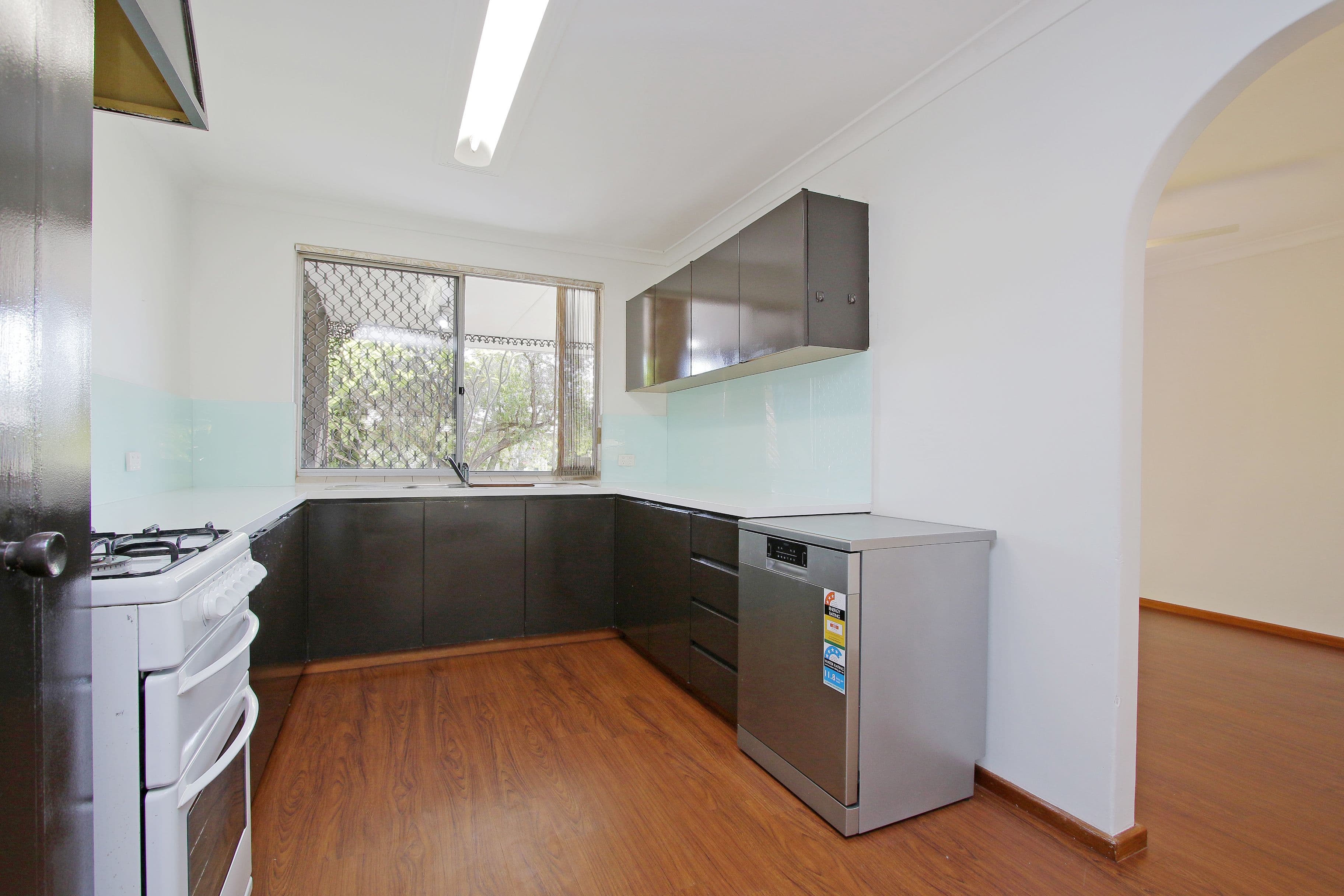 211 Station Street, East Cannington WA 6107, East Cannington - Thumbnail 7