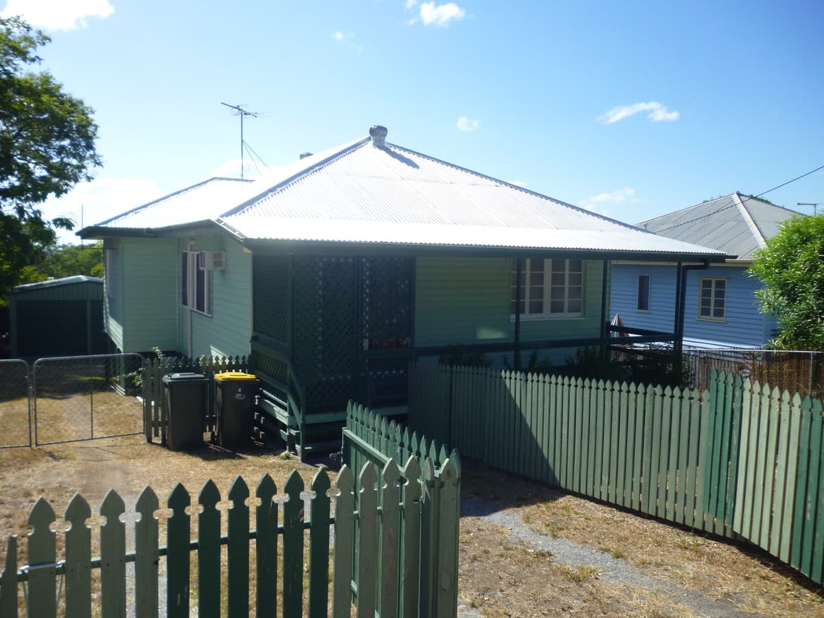 4 Stickley Street, WEST ROCKHAMPTON QLD, West Rockhampton - Image 1