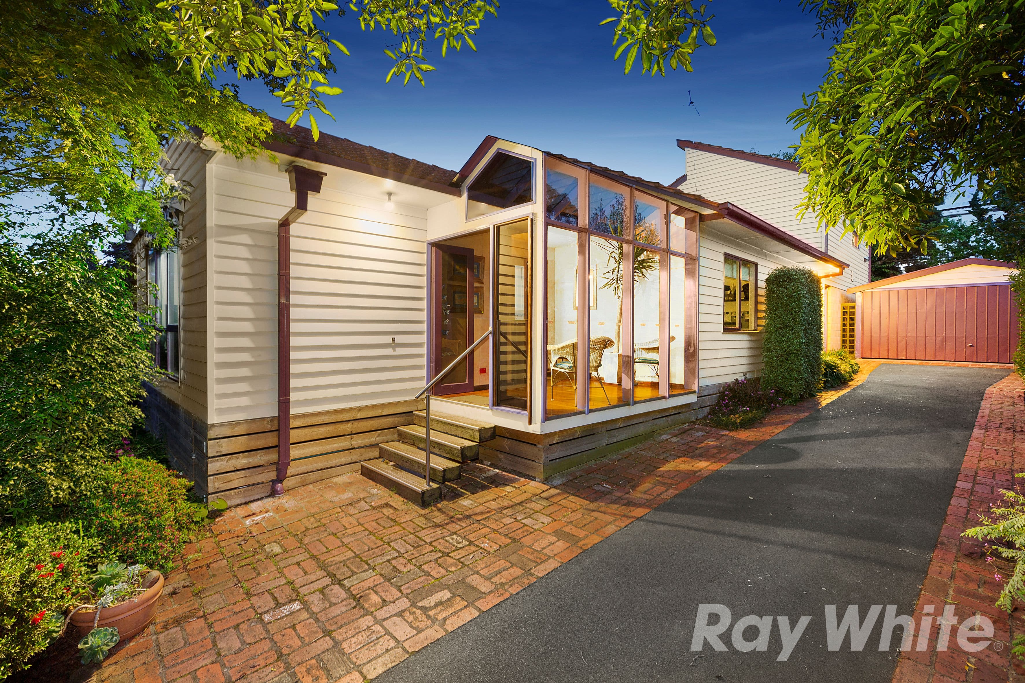22 Tobias Avenue, Glen Waverley VIC 3150, Glen Waverley - Thumbnail 2