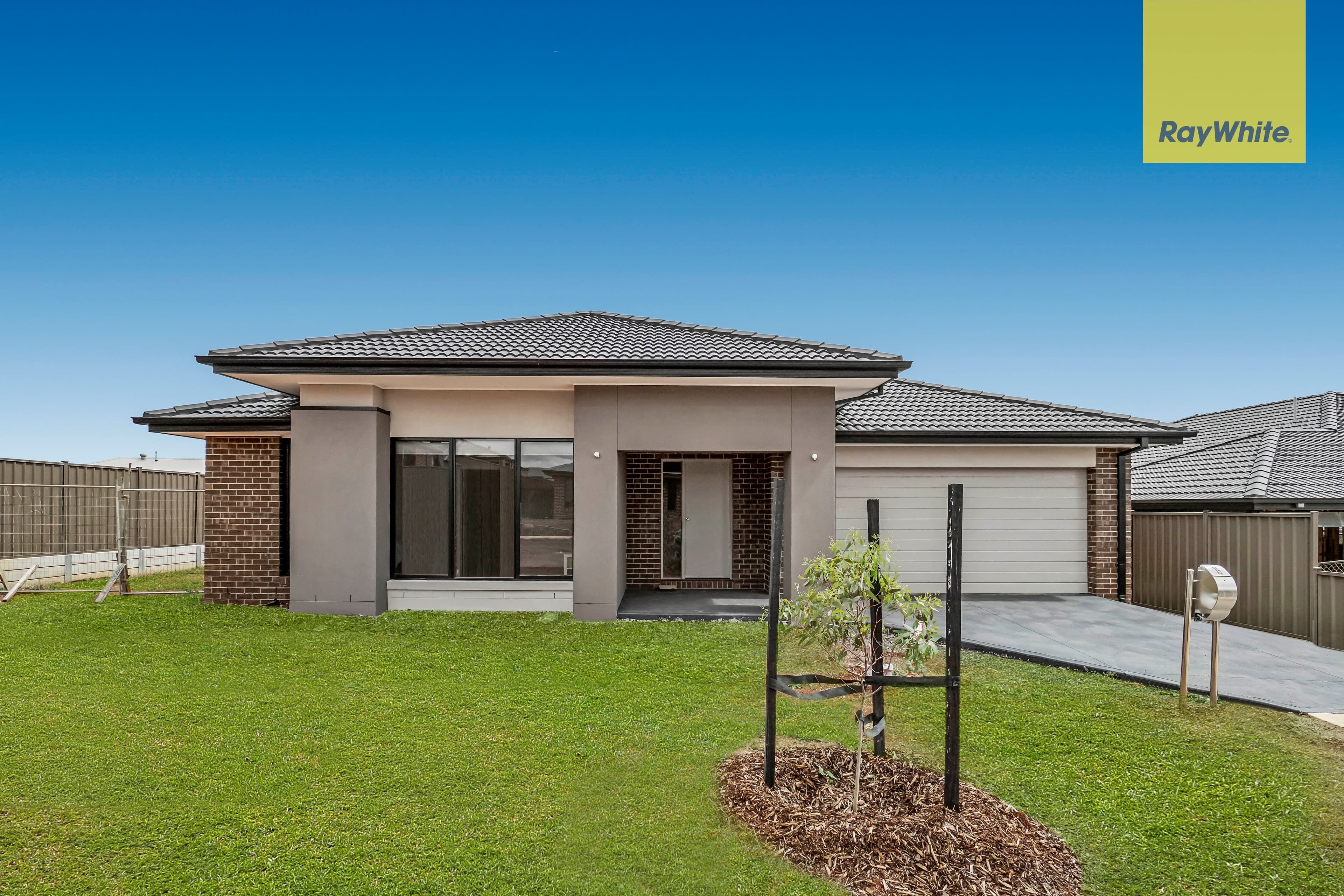 35 Jade Crescent, Melton South VIC 3338, Melton South - Image 1