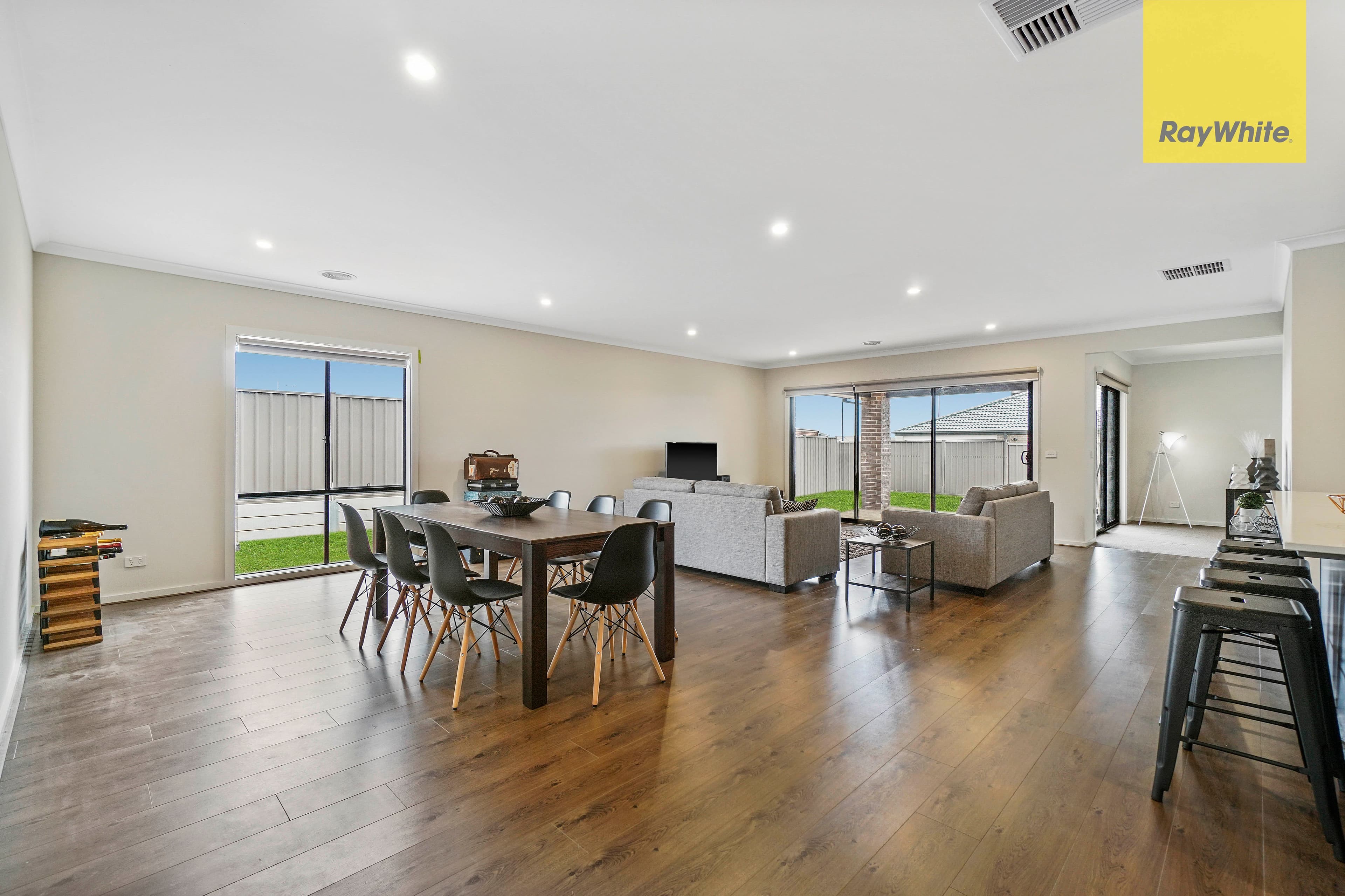 35 Jade Crescent, Melton South VIC 3338, Melton South - Thumbnail 6