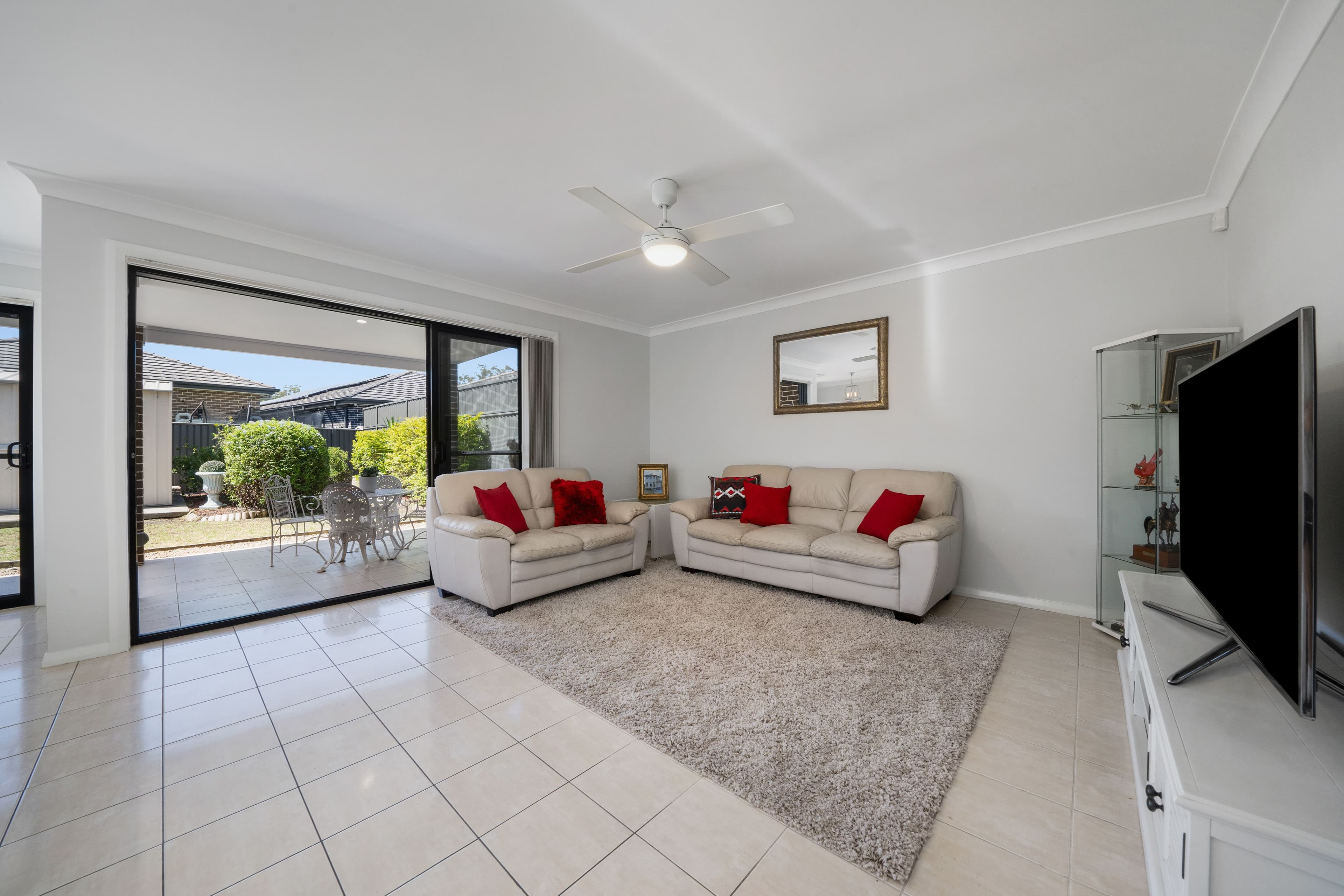 15 Portsmouth Circuit, JORDAN SPRINGS NSW 2747, Jordan Springs - Thumbnail 3
