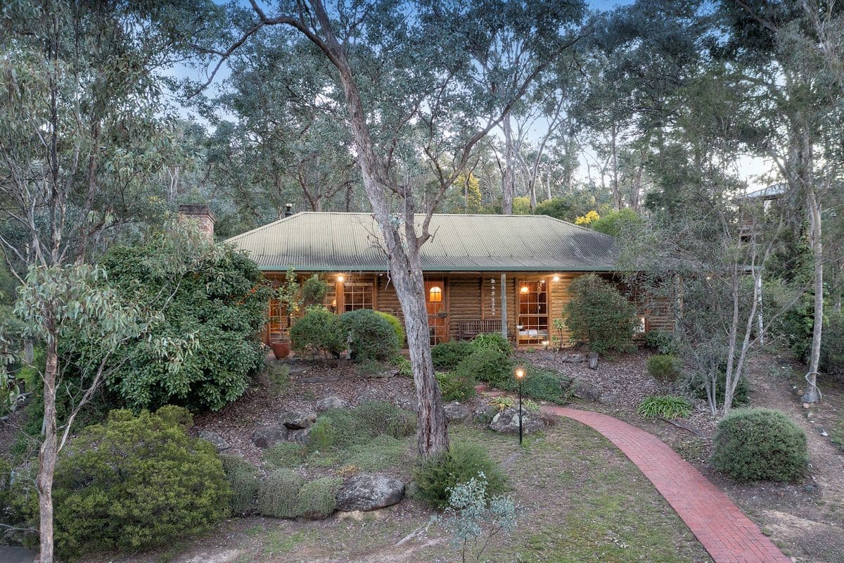 134 Meander Road, Hurstbridge VIC 3099, Hurstbridge - Thumbnail 2