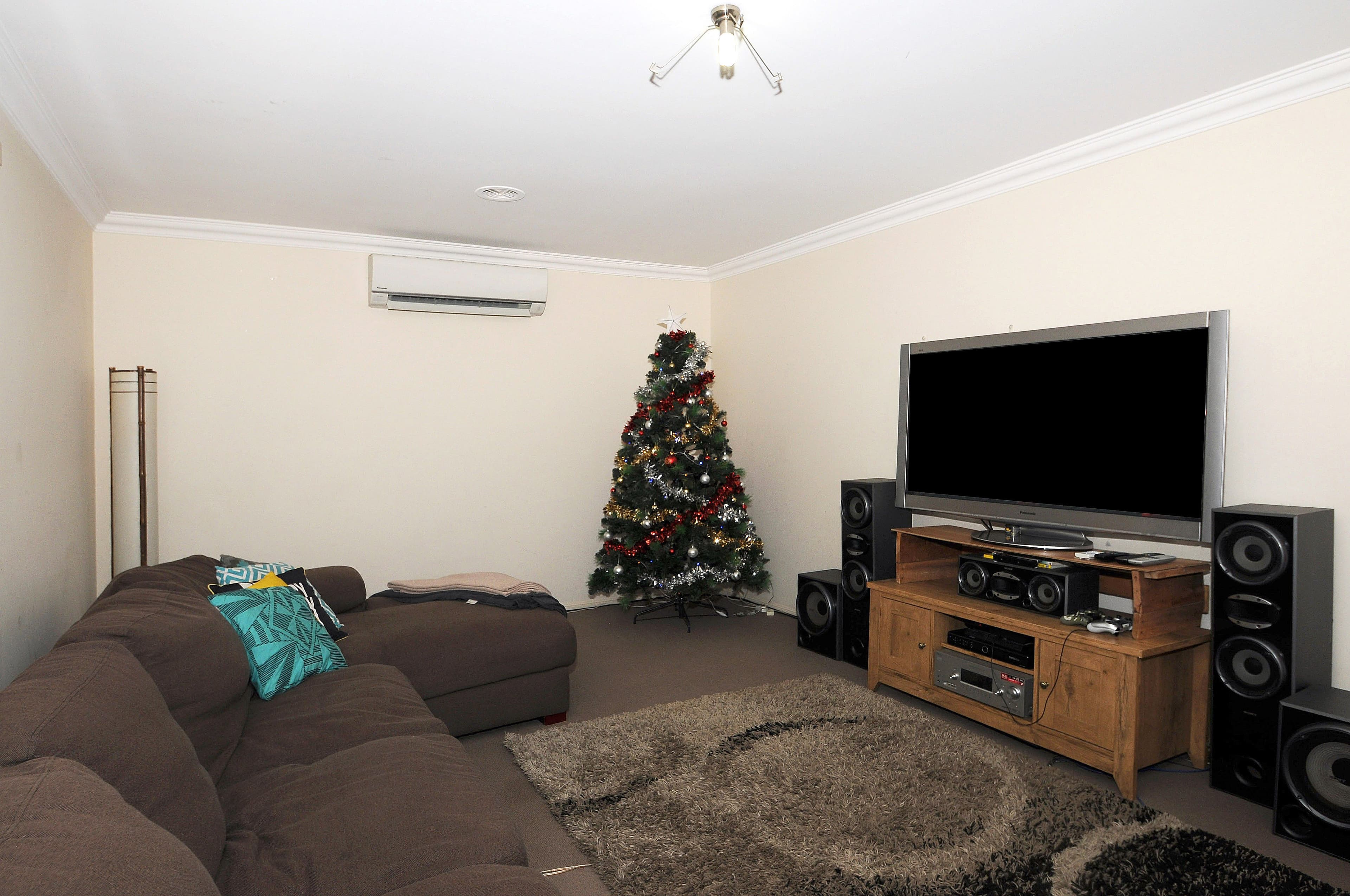 6 Esta Court, Carrum Downs VIC 3201, Carrum Downs - Thumbnail 3