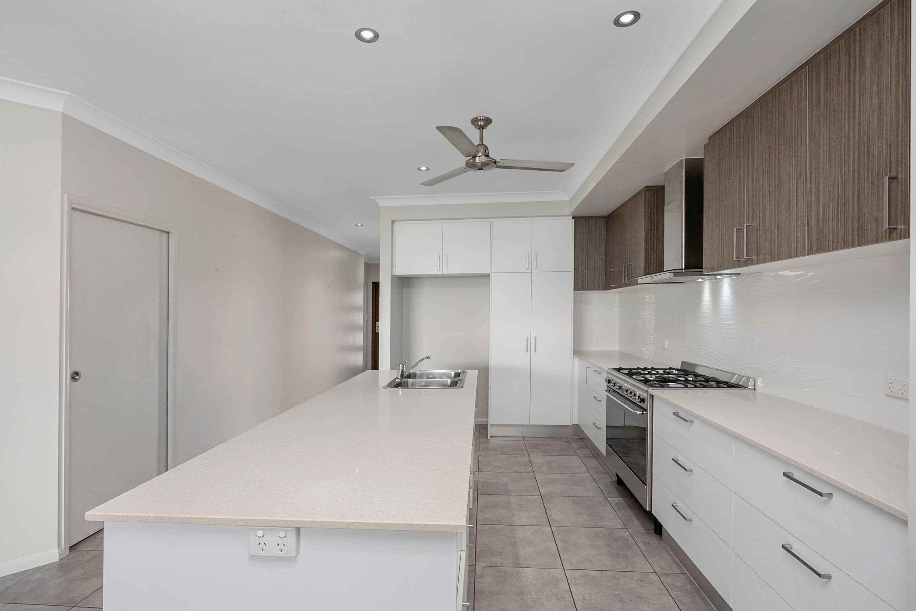 13 Velasco Street, Burdell QLD 4818, Burdell - Thumbnail 4