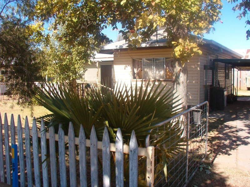 6 Edward Street, CHARLEVILLE QLD 4470, Charleville - Image 1
