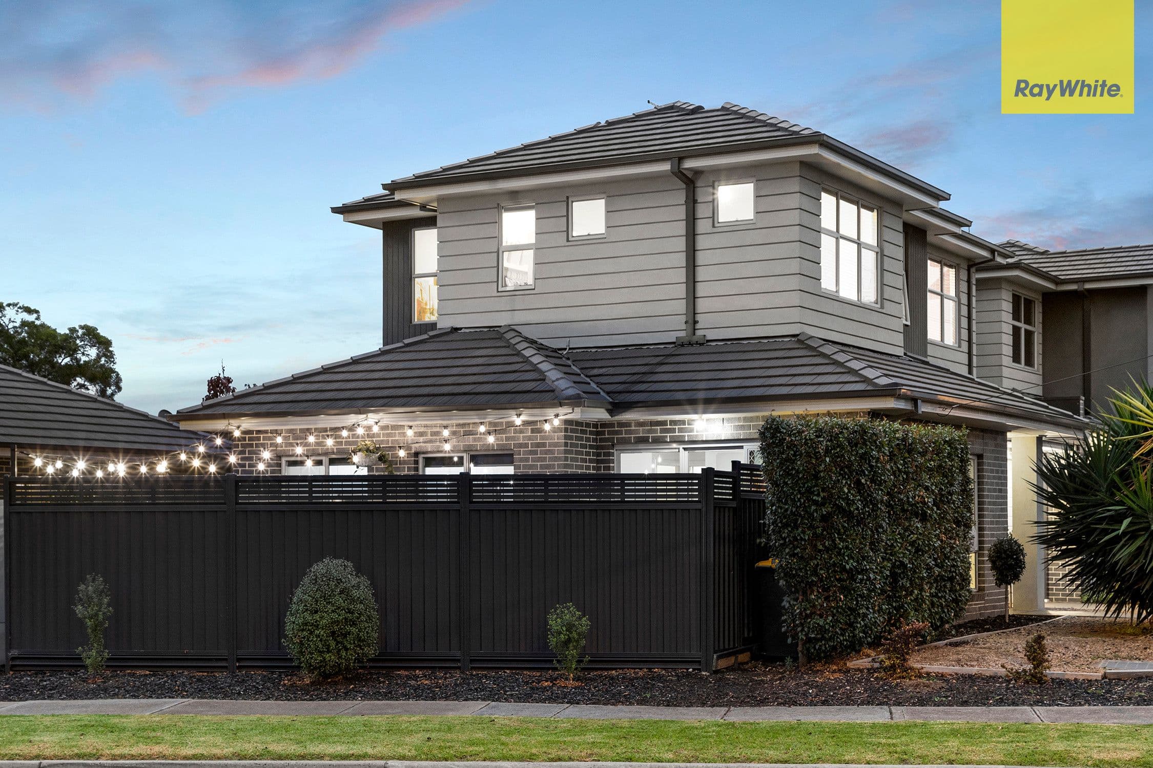31 Dinah Parade, Keilor East VIC 3033, Keilor East - Thumbnail 2