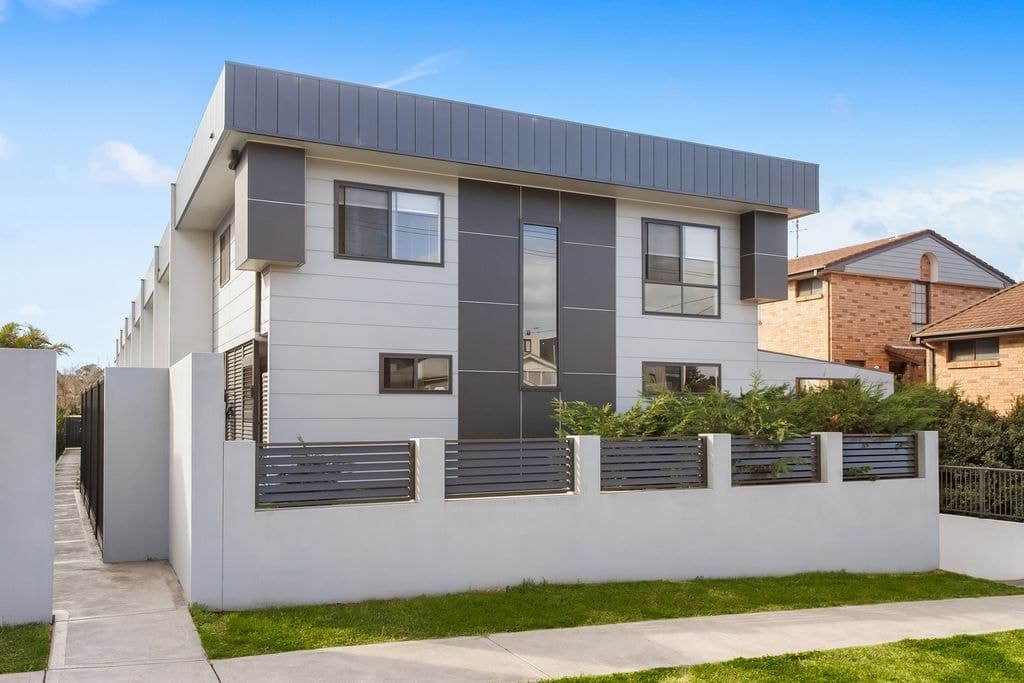 8/6 Heaslip Street, Coniston - Thumbnail 8
