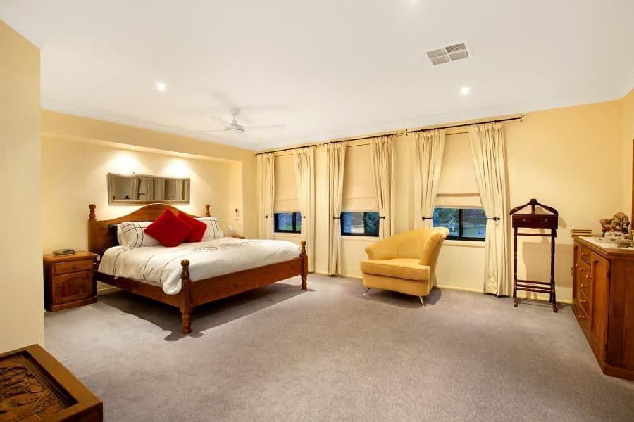 33 Fairmont Avenue, Baulkham Hills NSW 2153, Baulkham Hills - Thumbnail 2