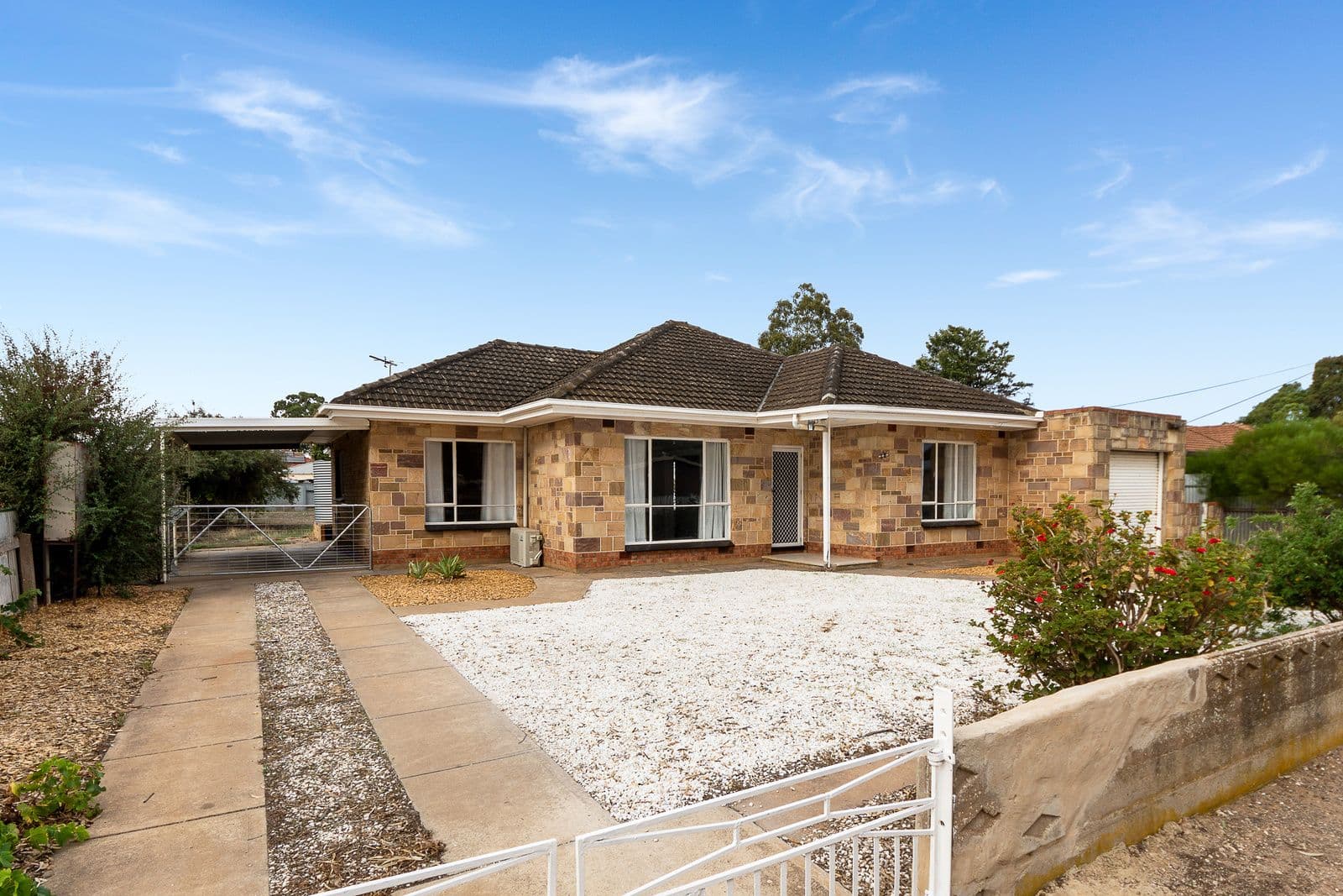 18 Amanda Street, Murray Bridge SA 5253, Murray Bridge - Thumbnail 2