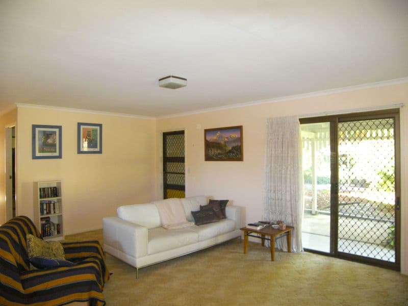 10  Brooklands Drive, BEAUDESERT QLD 4285, Beaudesert - Thumbnail 2
