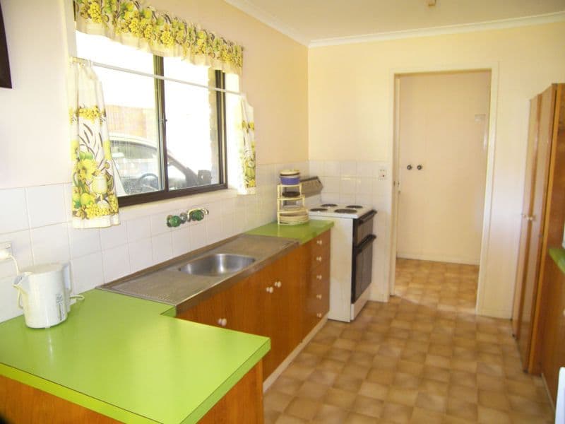 10  Brooklands Drive, BEAUDESERT QLD 4285, Beaudesert - Thumbnail 5