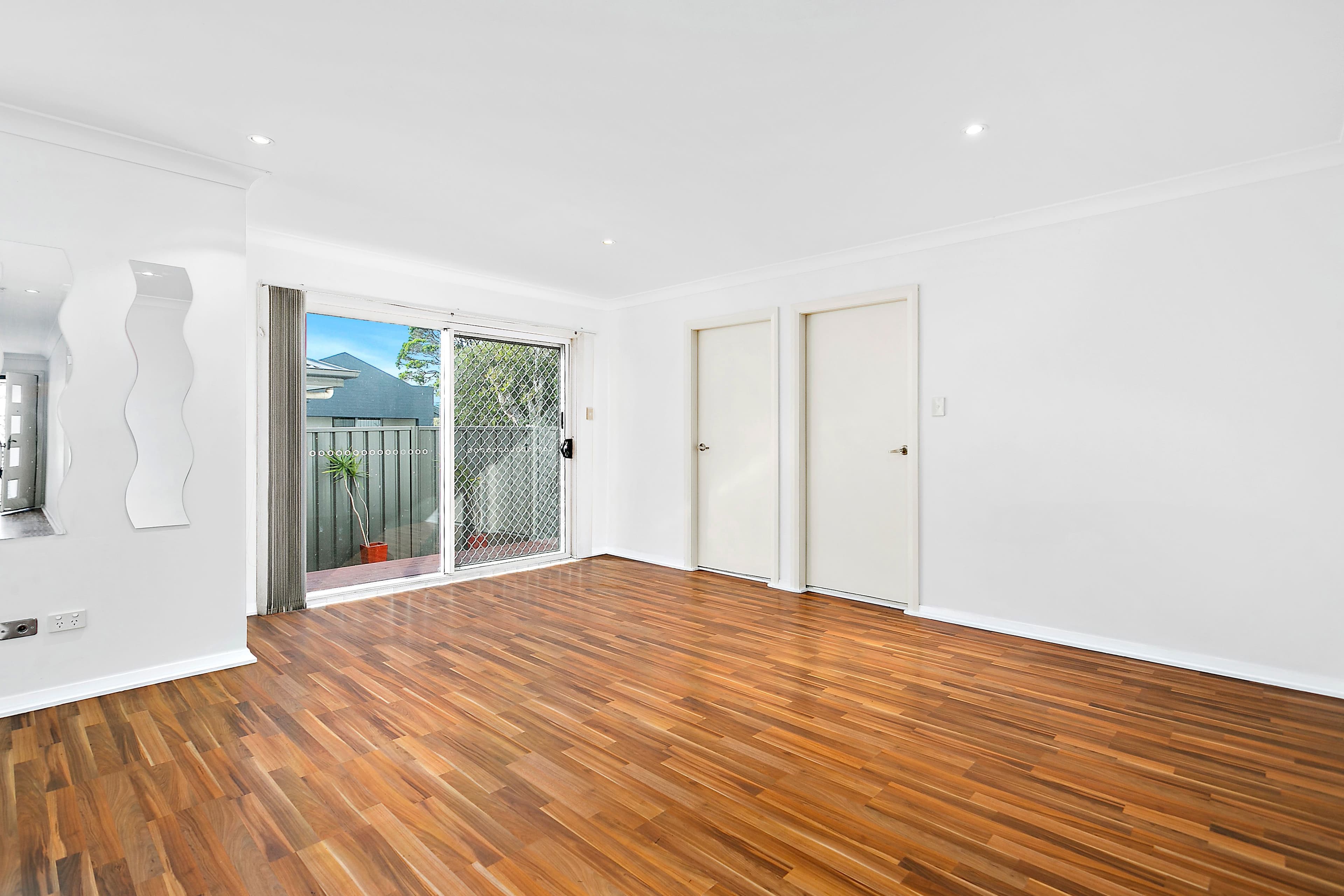 36 Wentworth Street, Oak Flats - Thumbnail 3