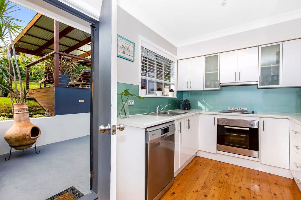 3 Braemar Drive, Wamberal - Thumbnail 3