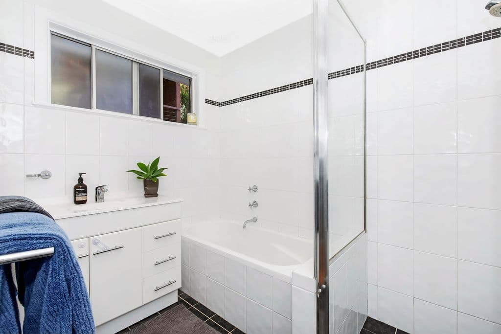 3 Braemar Drive, Wamberal - Thumbnail 4