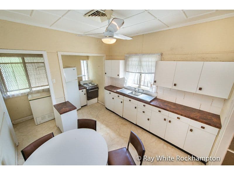 30 Harrow Street, West Rockhampton QLD 4700, West Rockhampton - Thumbnail 2
