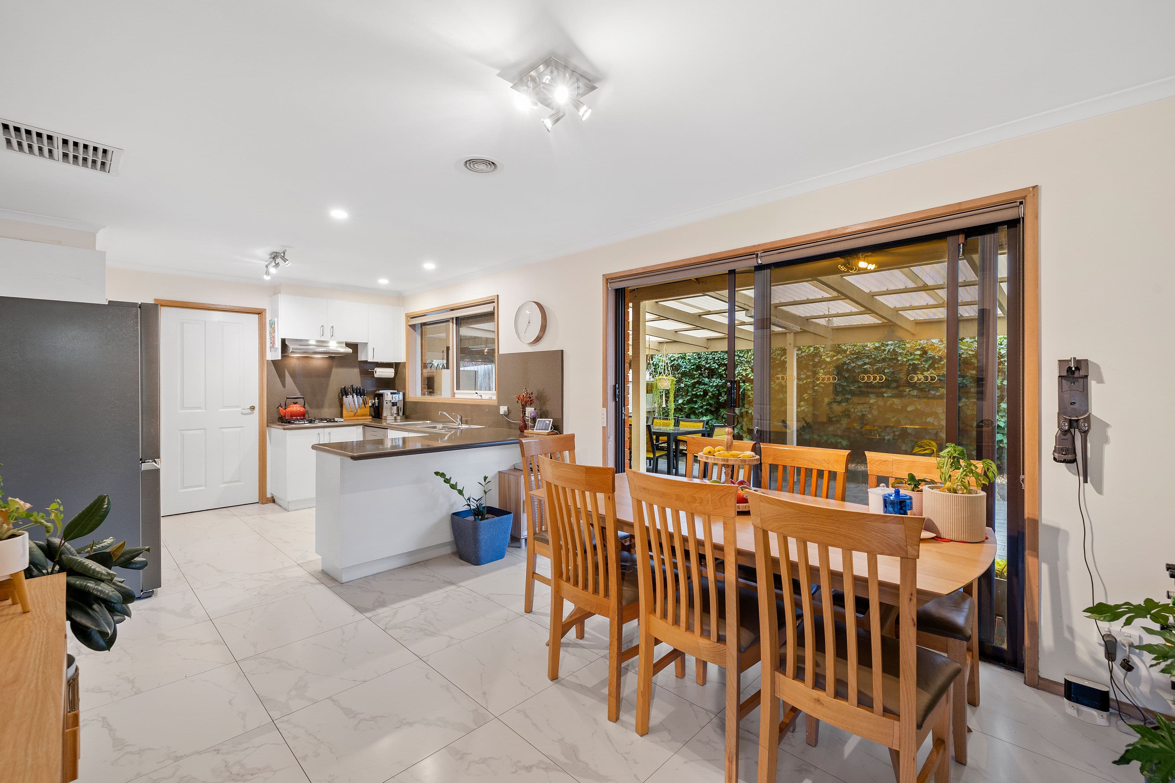 104 Lakeview Avenue, Rowville VIC 3178, Rowville - Thumbnail 4