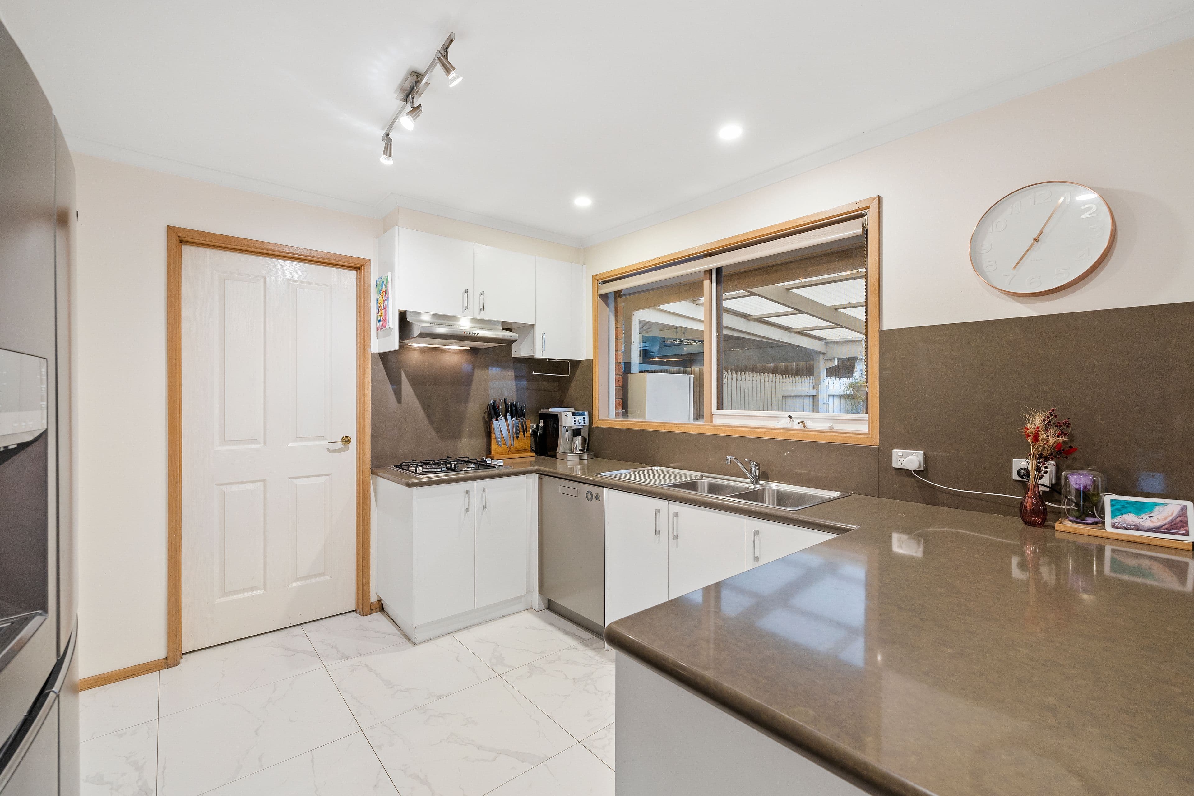 104 Lakeview Avenue, Rowville VIC 3178, Rowville - Thumbnail 5