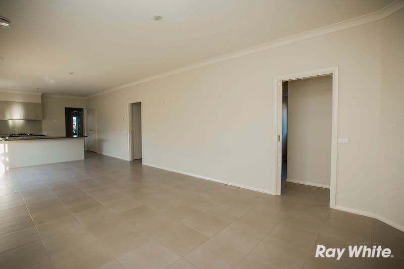 34 Everly Circuit, PAKENHAM VIC 3810, Pakenham - Thumbnail 7