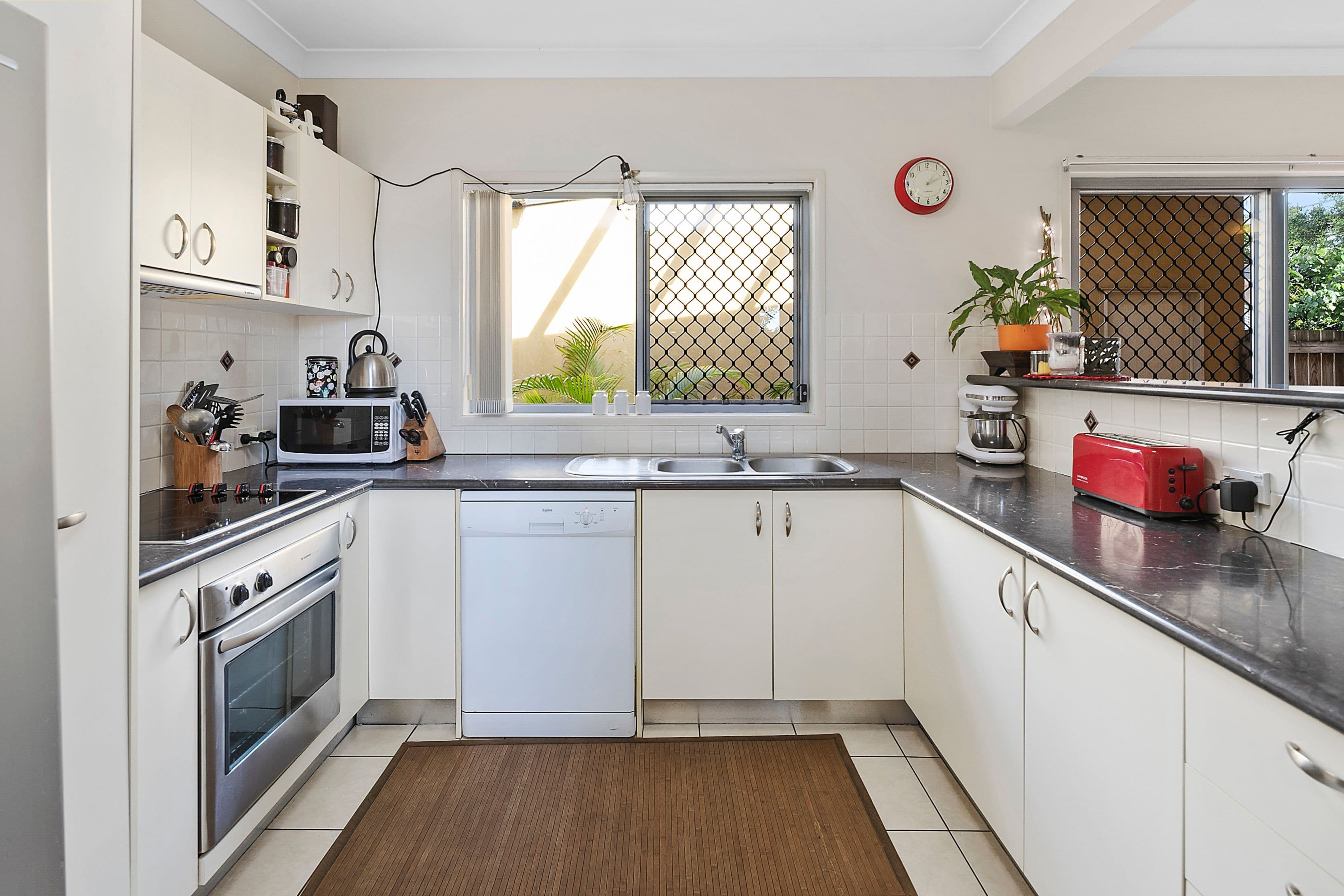 82 Princess Street, Cleveland QLD 4163, Cleveland - Thumbnail 3