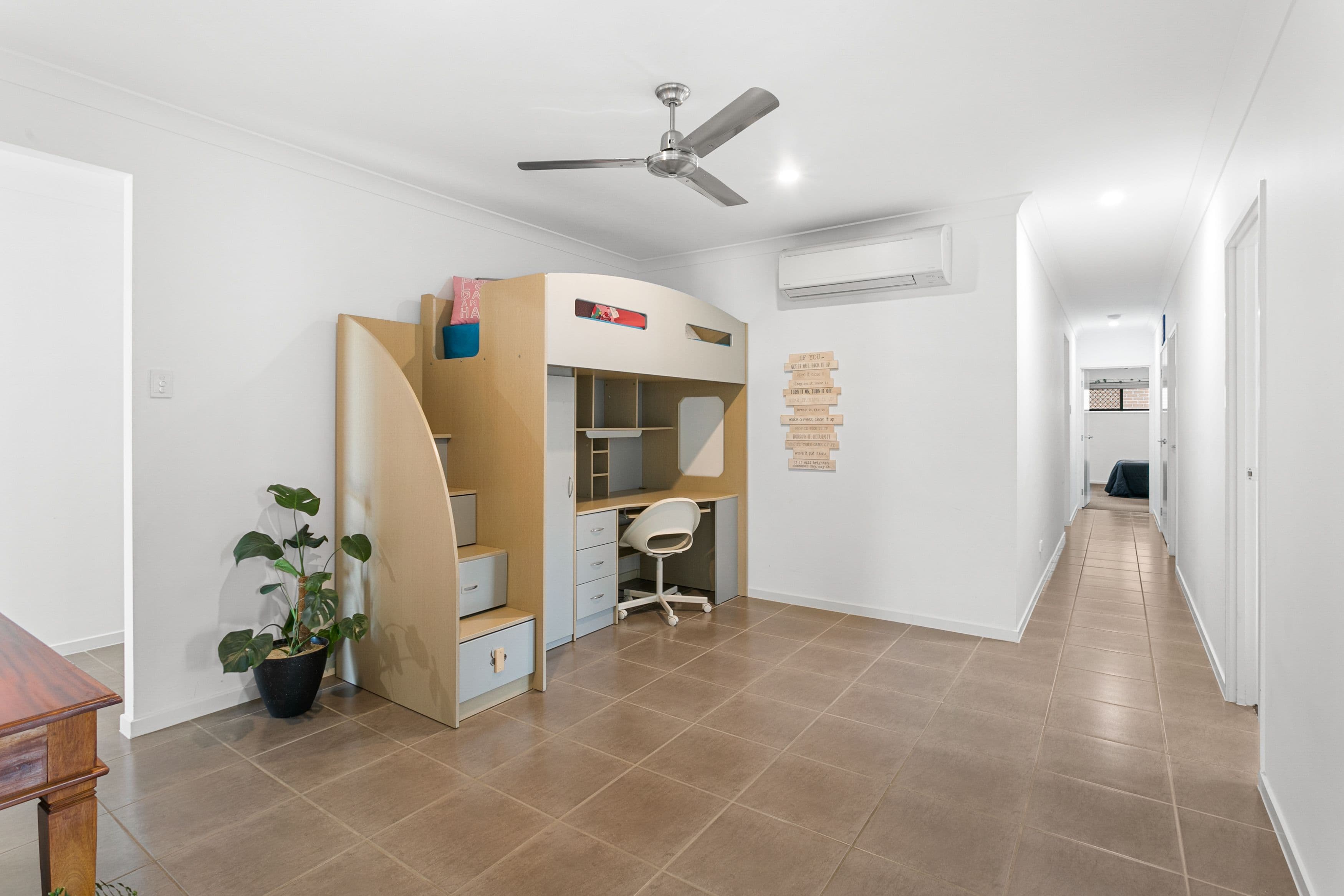 33 Bowerbird Crescent, Dakabin QLD 4503, Dakabin - Thumbnail 8