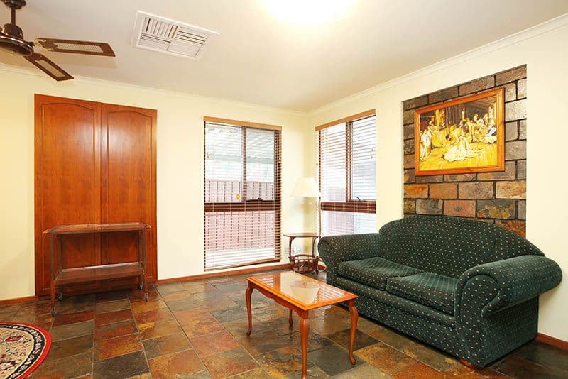 4 Chapman Crescent, Redwood Park SA 5097, Redwood Park - Thumbnail 4