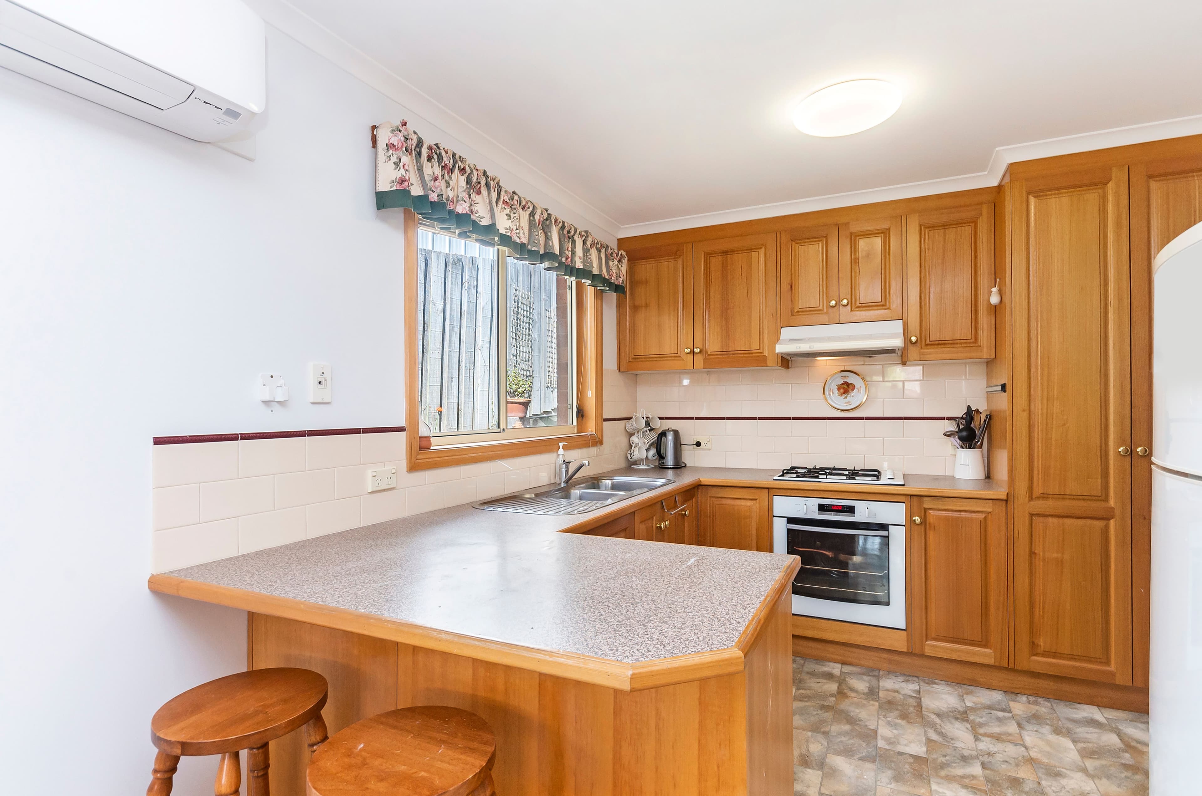 19 Ross Street, Warrnambool VIC 3280, Warrnambool - Thumbnail 2