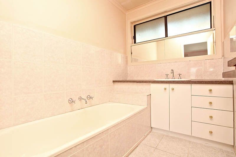 10 Munich Drive, KEILOR DOWNS VIC 3038, Keilor Downs - Thumbnail 7