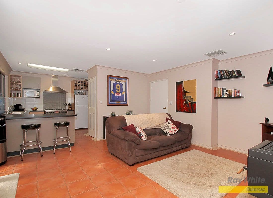 445 Marangaroo Drive, ALEXANDER HEIGHTS WA 6064, Alexander Heights - Thumbnail 5