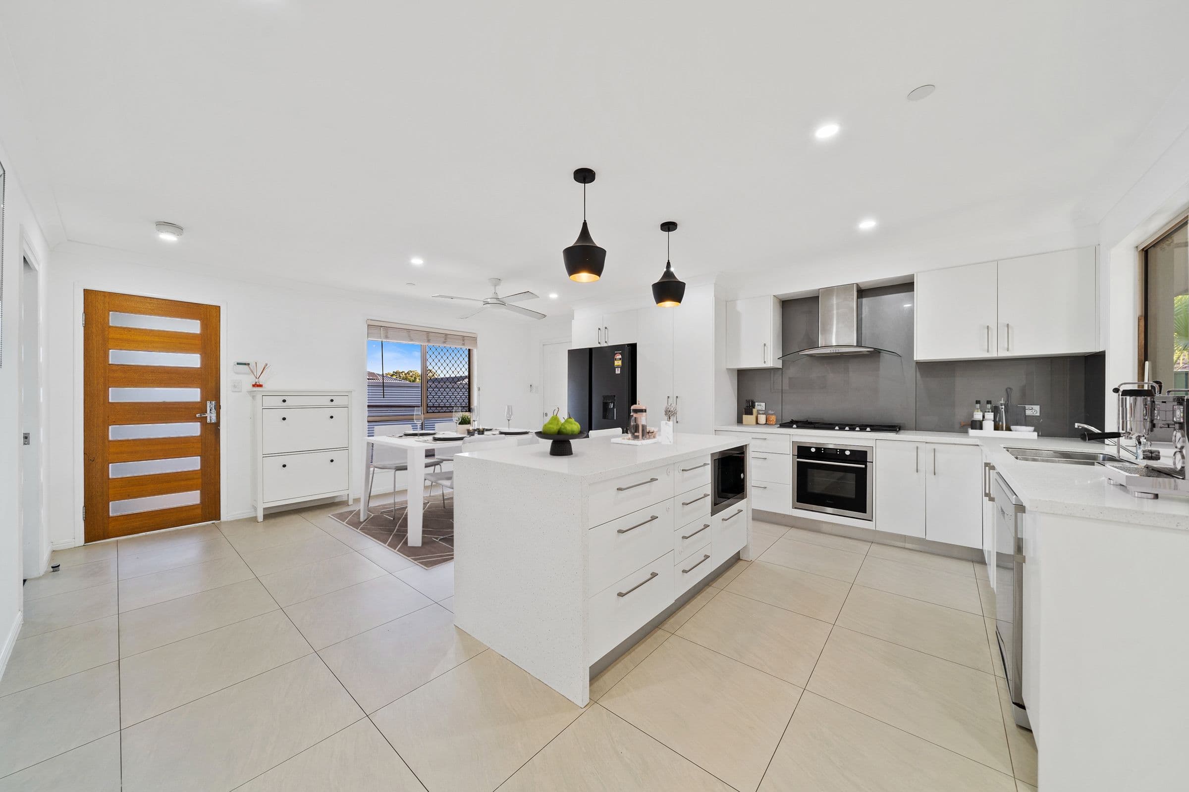 39 Wiltshire Street, Heritage Park QLD 4118, Heritage Park - Thumbnail 2